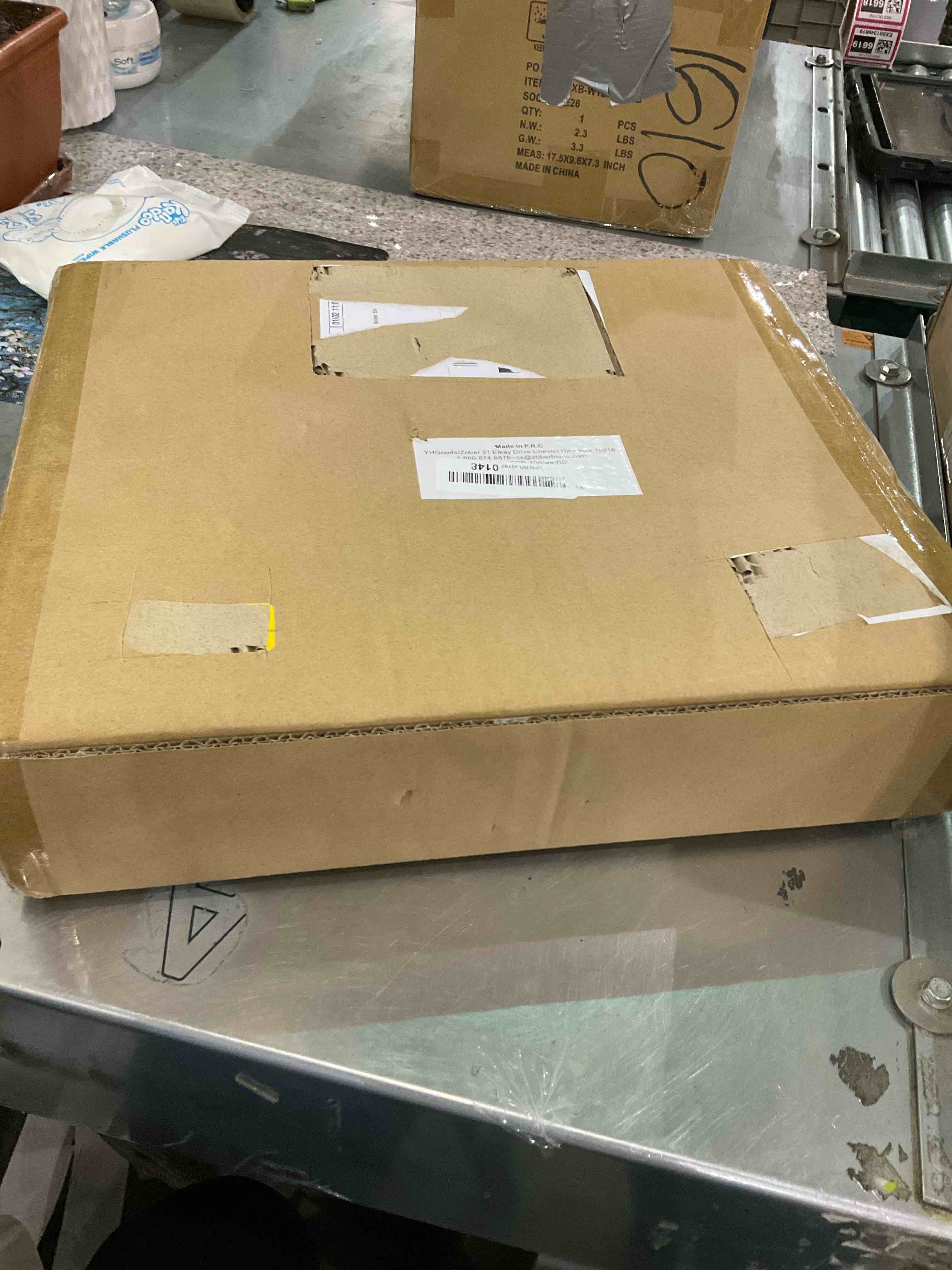 https://s3.amazonaws.com/lotting-images-prod/BargainHunt/EXS01262161_1709913535167.jpeg