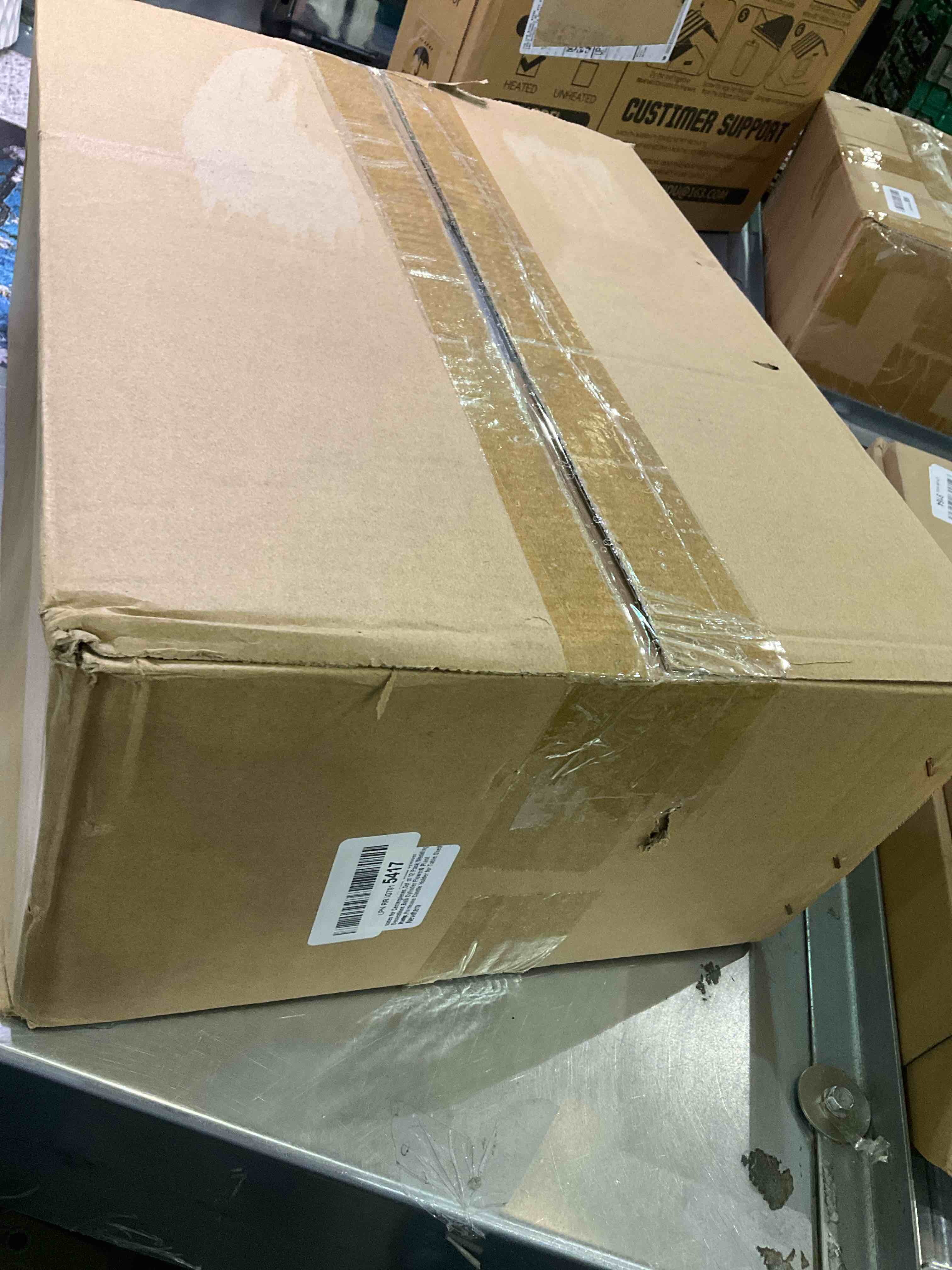 https://s3.amazonaws.com/lotting-images-prod/BargainHunt/EXS01262255_1709928623180.jpeg