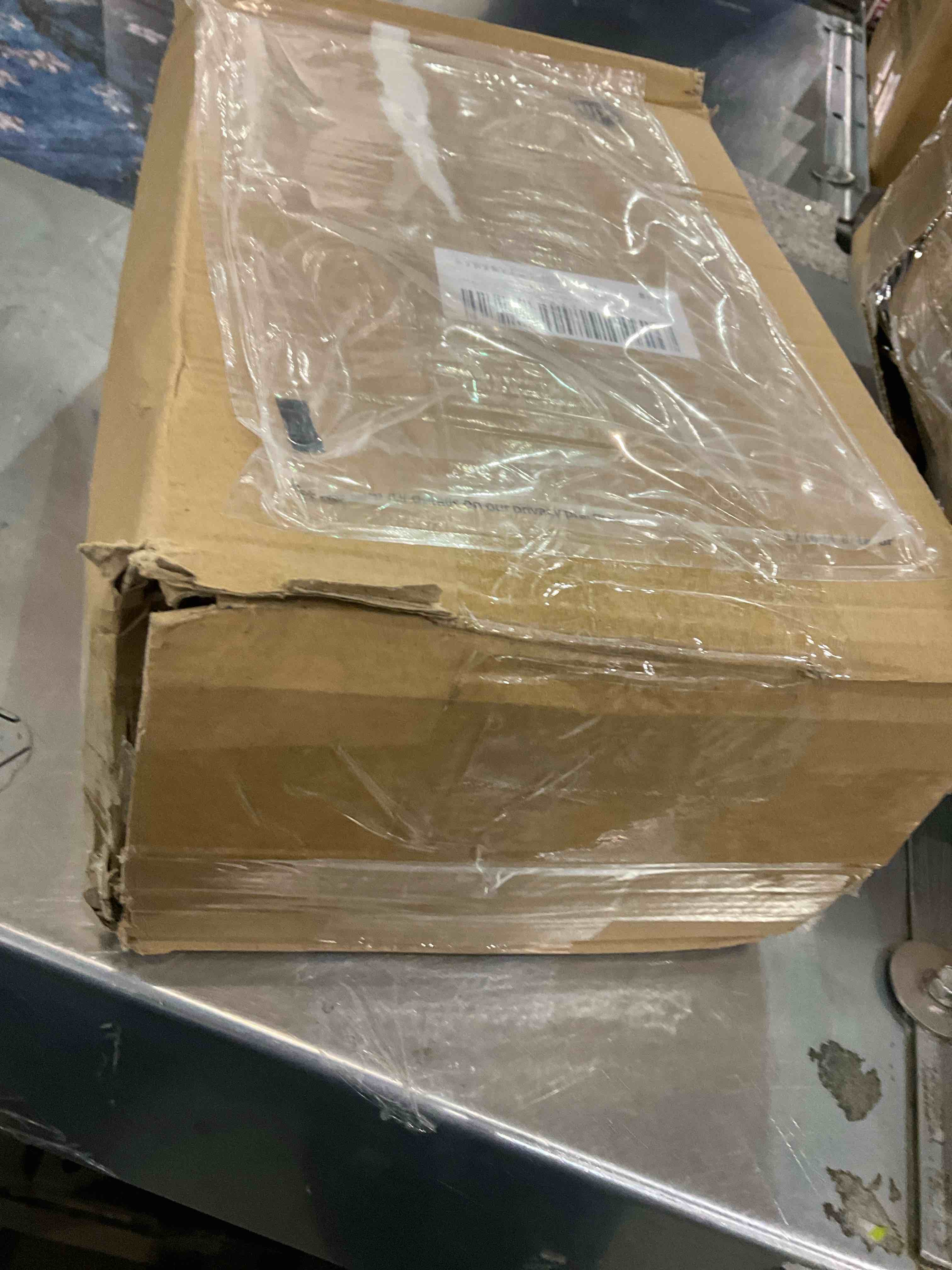 https://s3.amazonaws.com/lotting-images-prod/BargainHunt/EXS01262258_1710155399238.jpeg