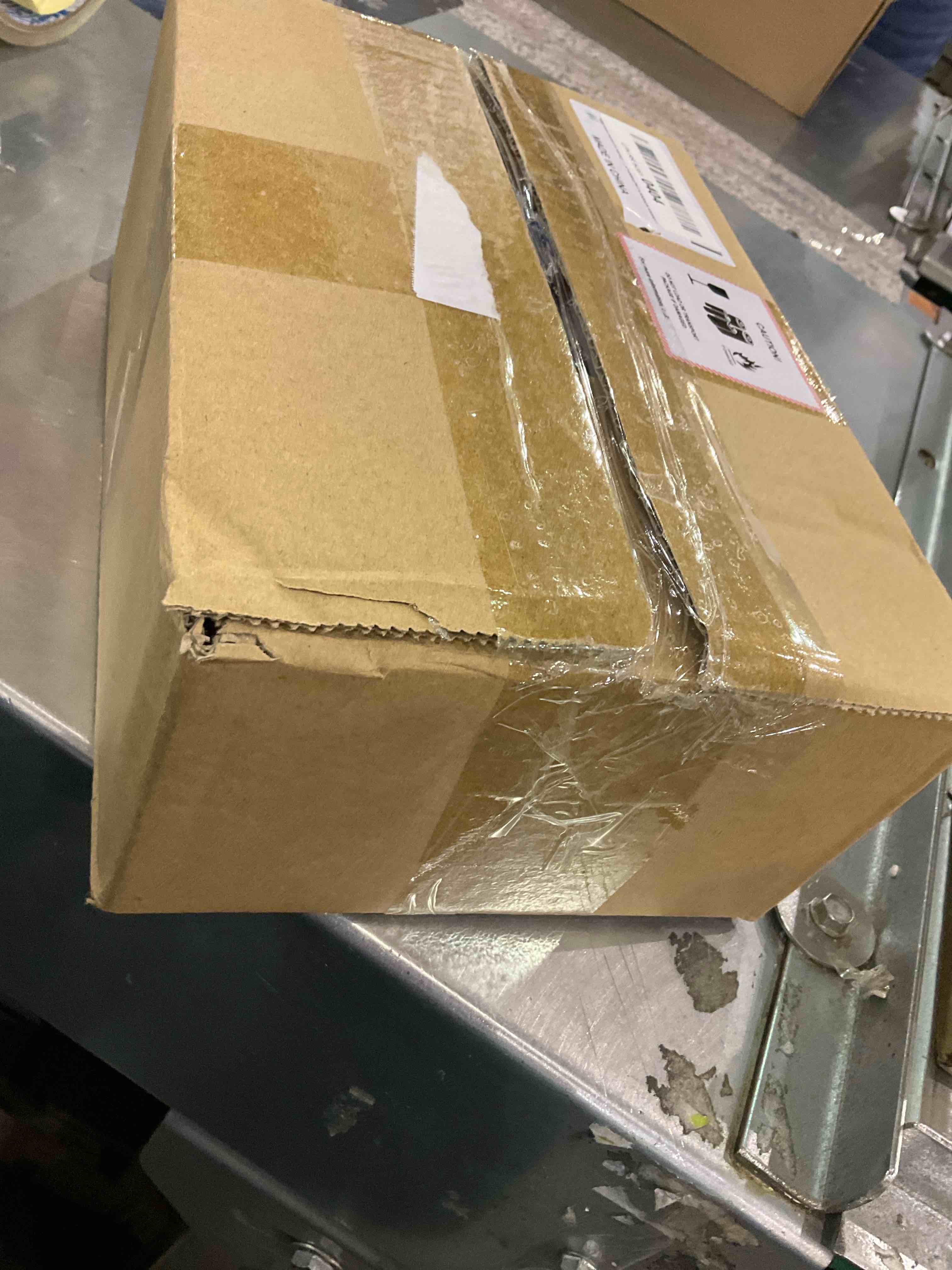https://s3.amazonaws.com/lotting-images-prod/BargainHunt/EXS01262285_1710158603569.jpeg