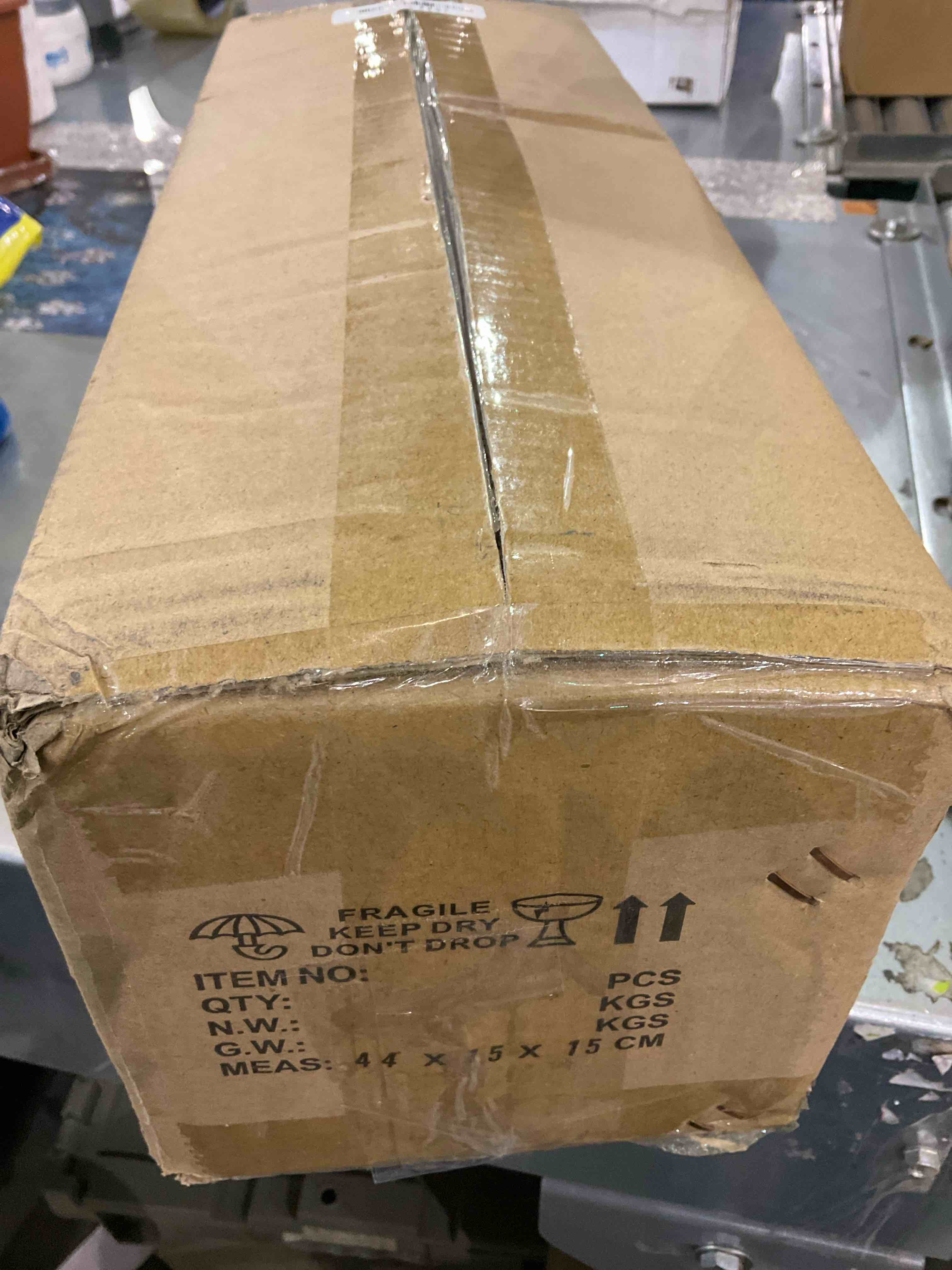 https://s3.amazonaws.com/lotting-images-prod/BargainHunt/EXS01262287_1710158724333.jpeg