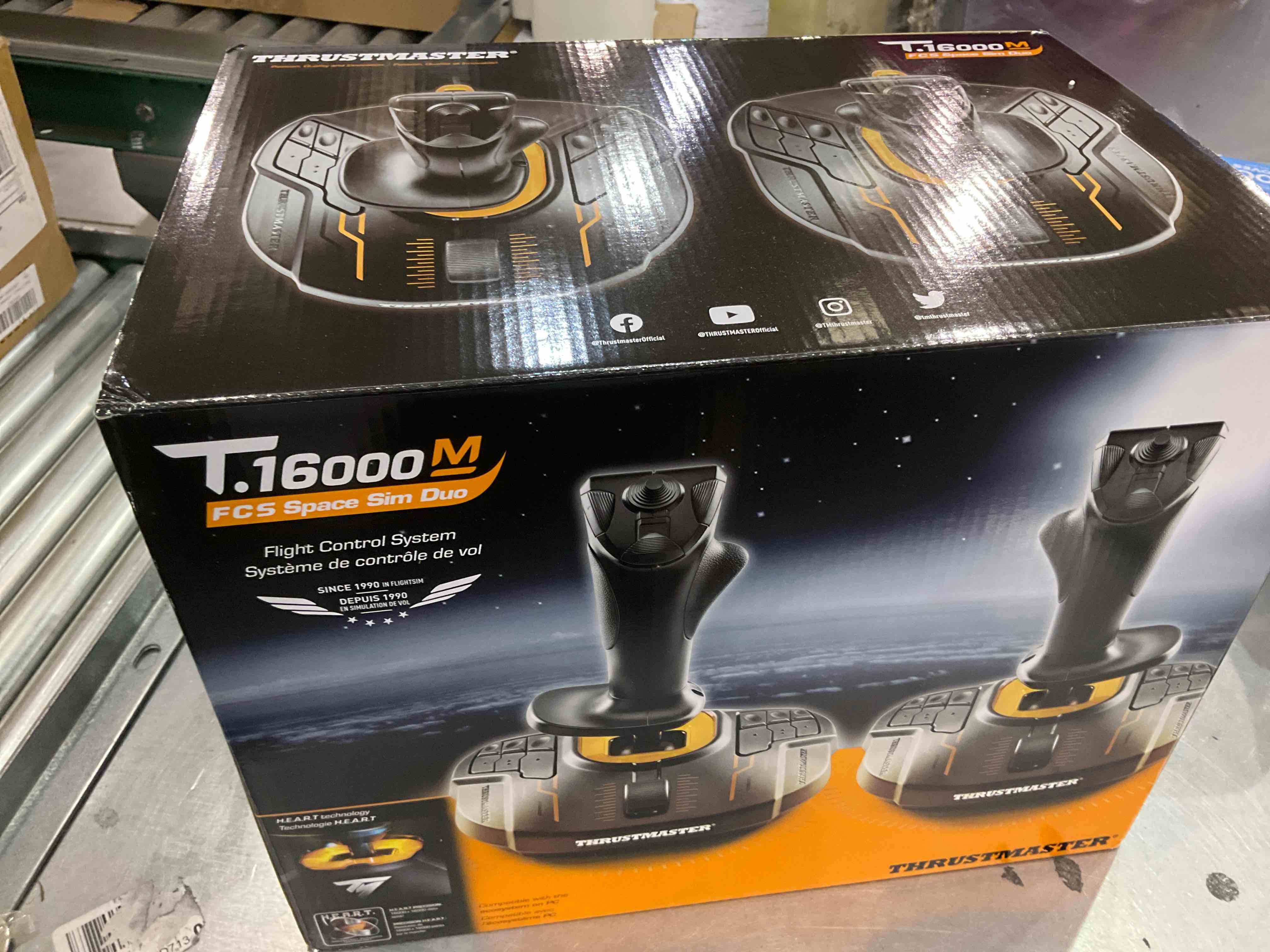 https://s3.amazonaws.com/lotting-images-prod/BargainHunt/EXS01262538_1710938316023.jpeg
