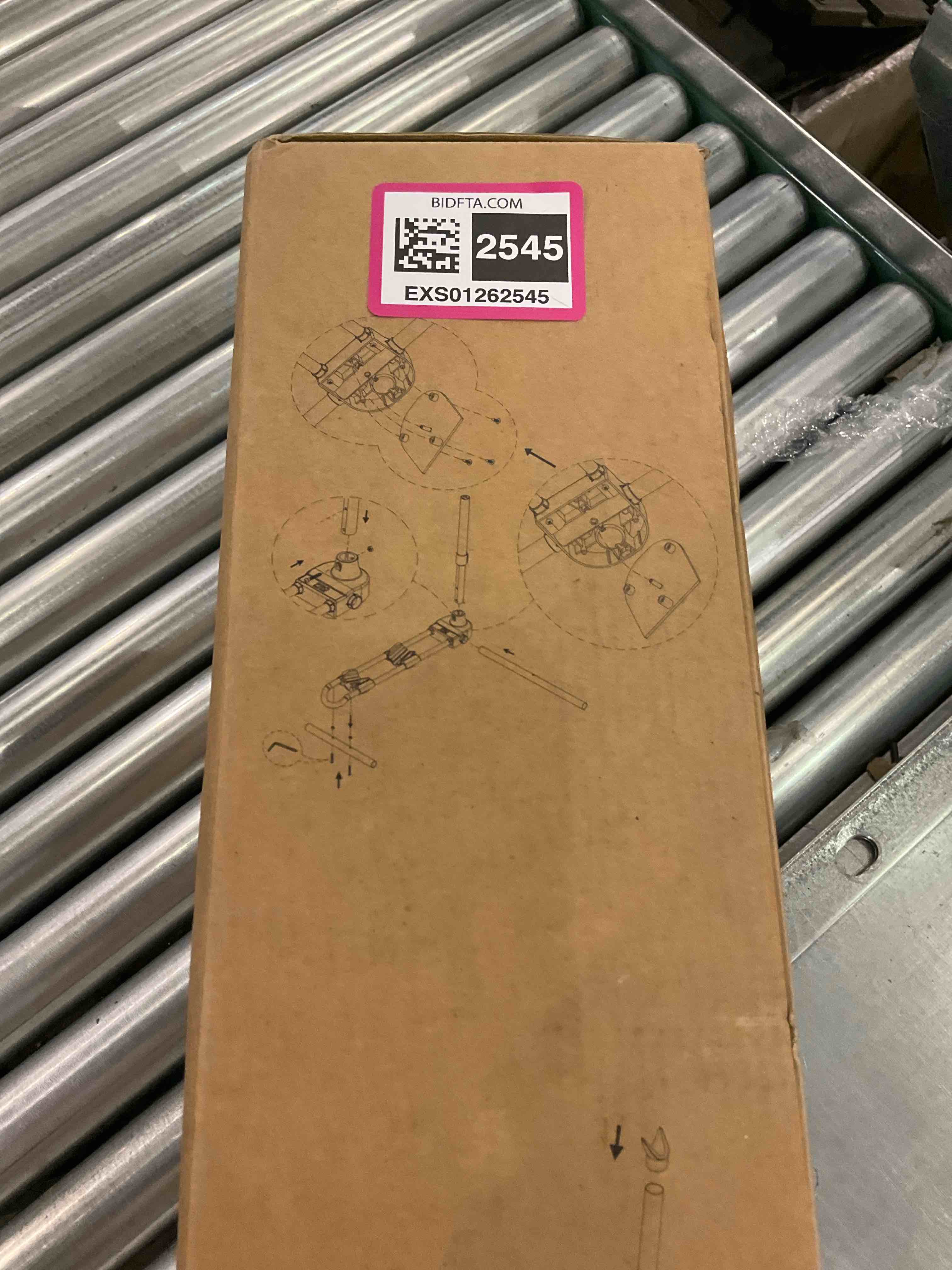 https://s3.amazonaws.com/lotting-images-prod/BargainHunt/EXS01262545_1710941109821.jpeg