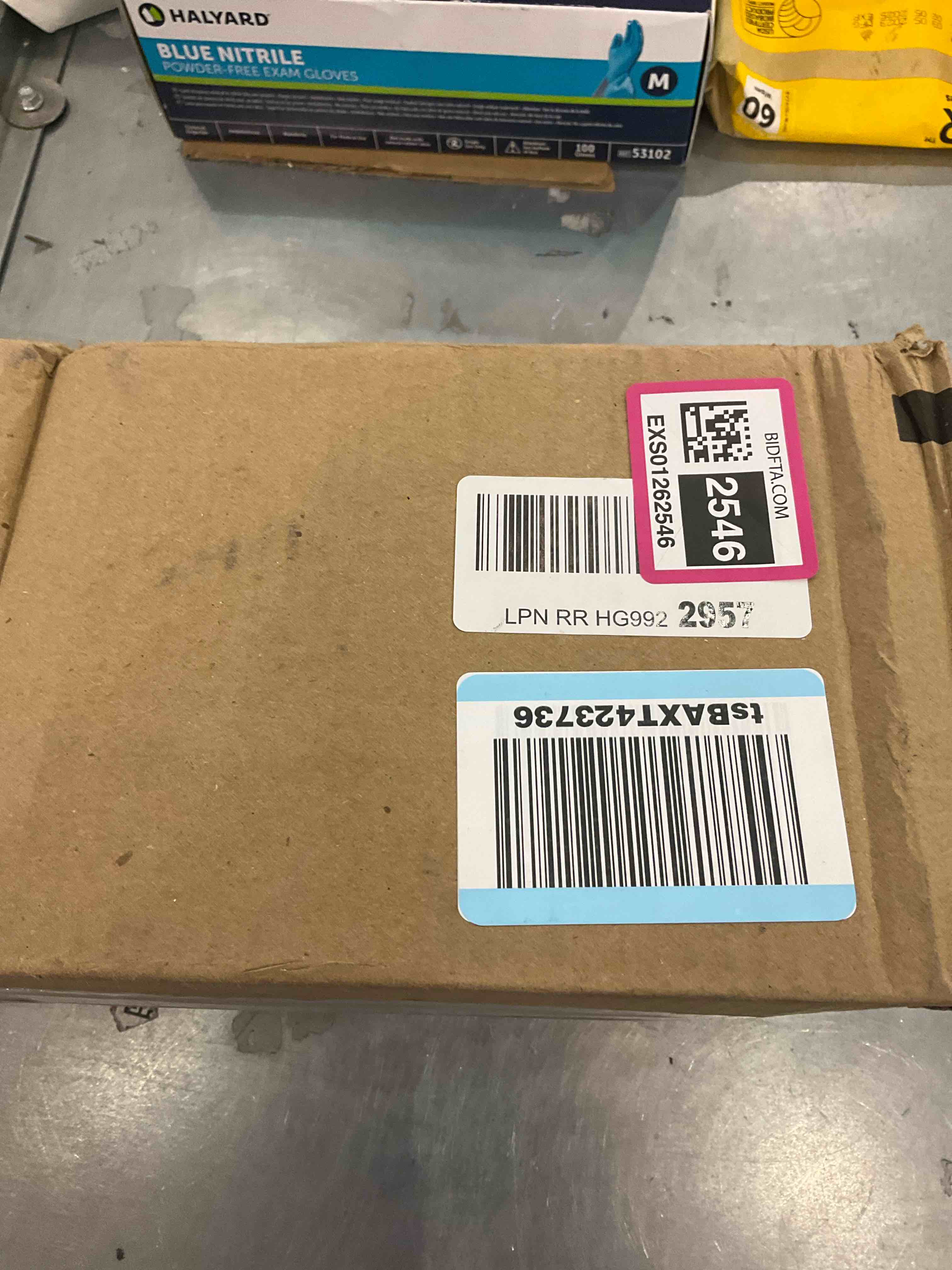 https://s3.amazonaws.com/lotting-images-prod/BargainHunt/EXS01262546_1710941245412.jpeg