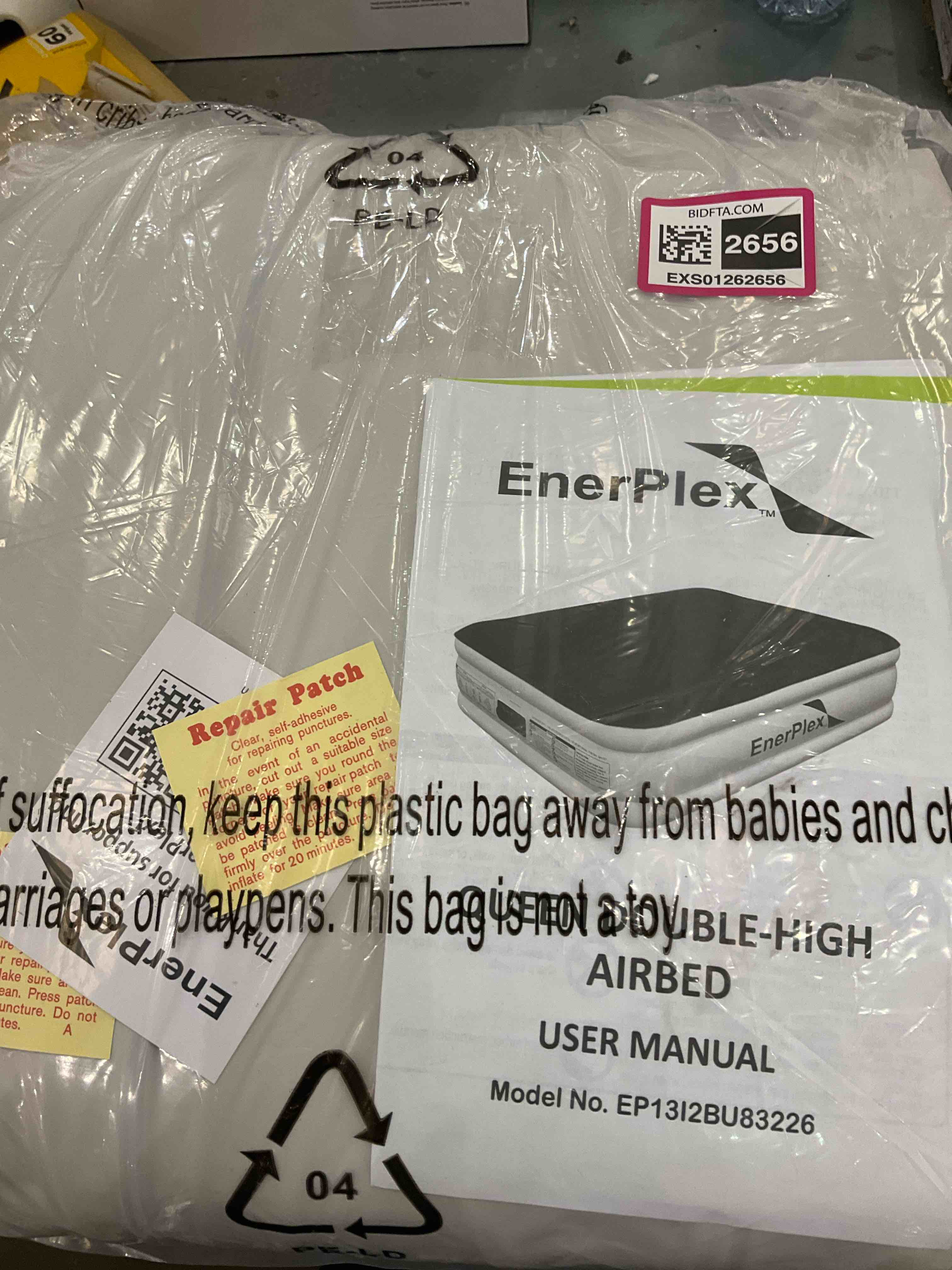 https://s3.amazonaws.com/lotting-images-prod/BargainHunt/EXS01262656_1710961146415.jpeg