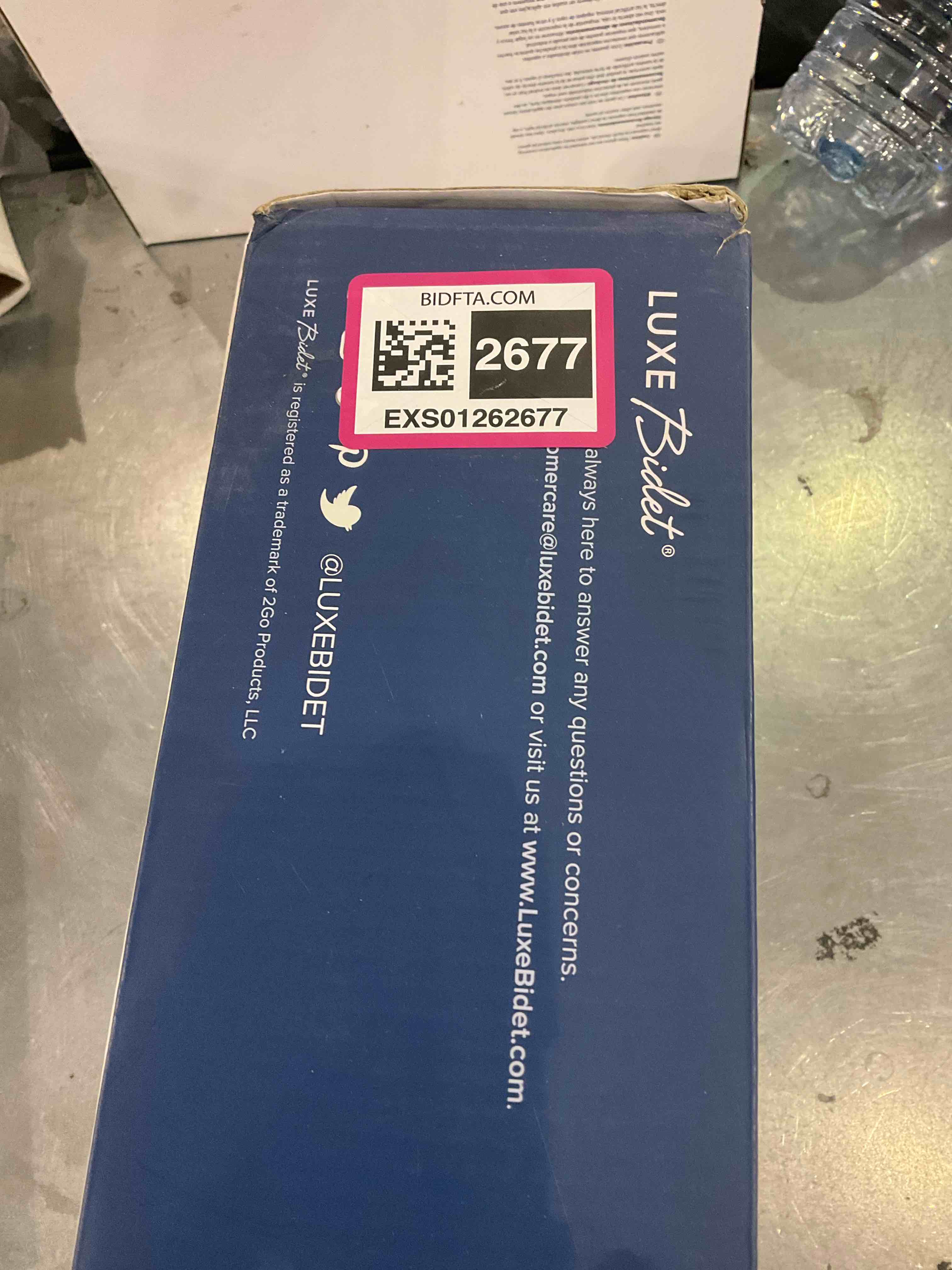 https://s3.amazonaws.com/lotting-images-prod/BargainHunt/EXS01262677_1711021650100.jpeg