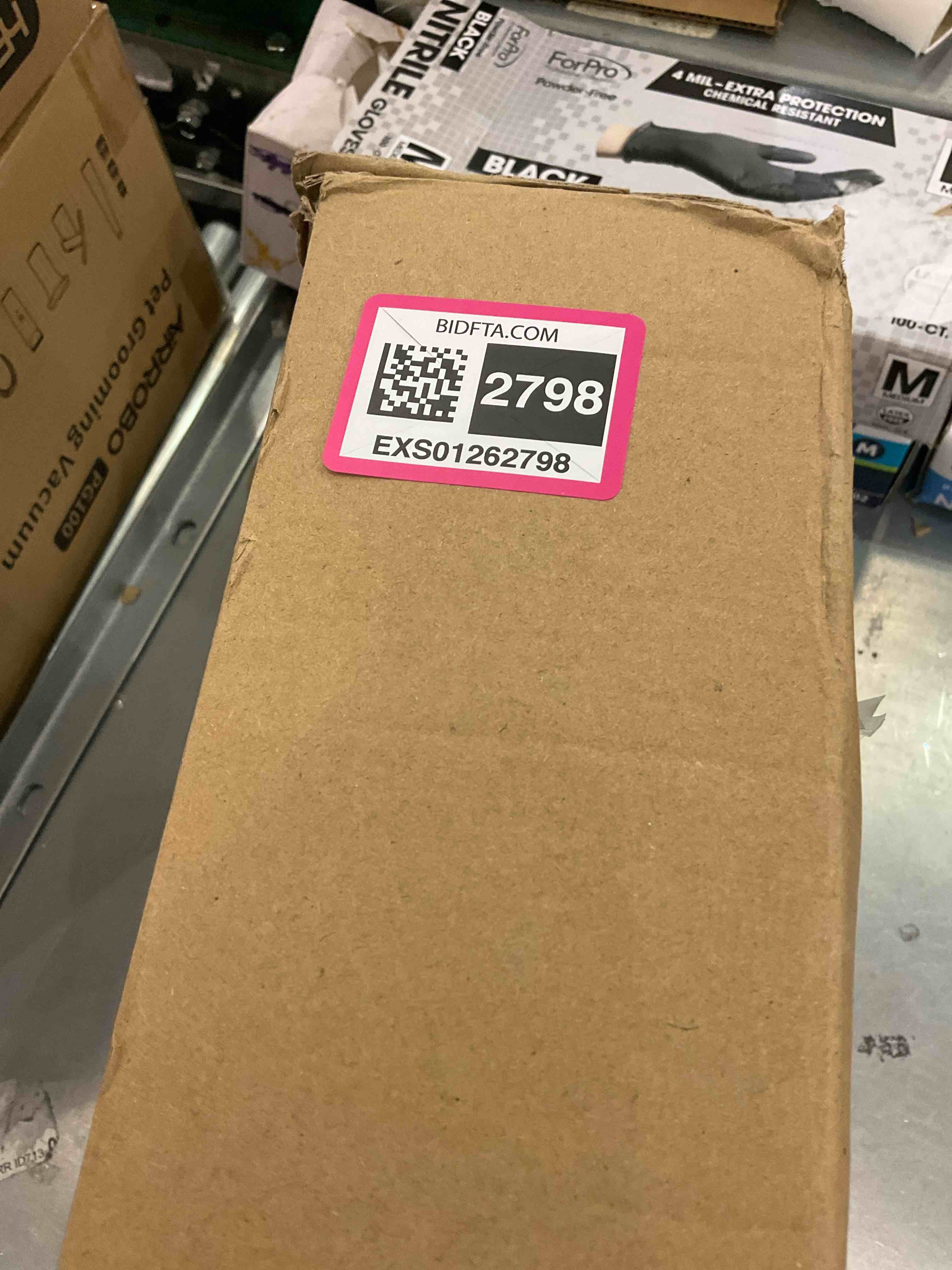 https://s3.amazonaws.com/lotting-images-prod/BargainHunt/EXS01262798_1711040868568.jpeg