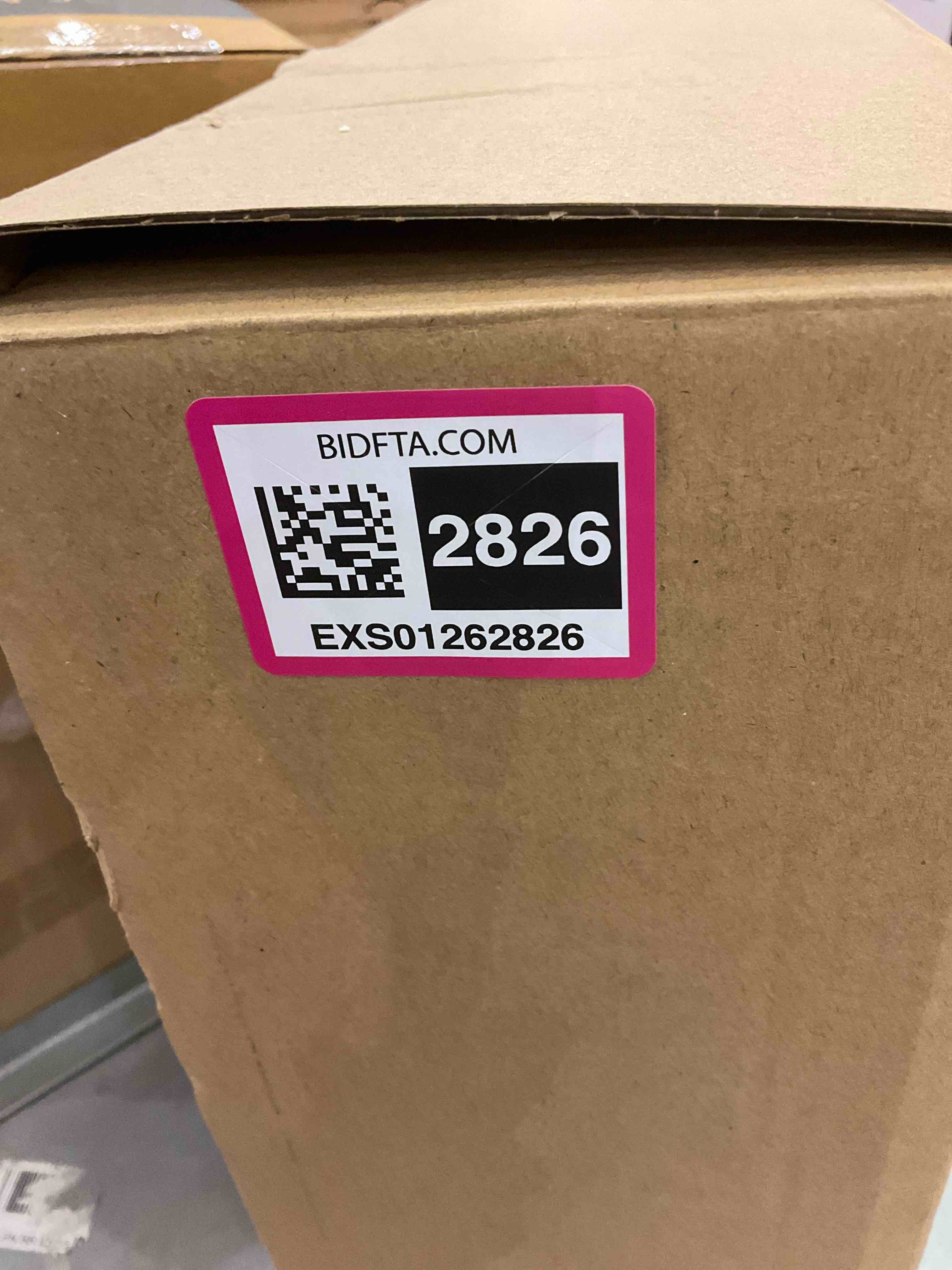 https://s3.amazonaws.com/lotting-images-prod/BargainHunt/EXS01262826_1711045791651.jpeg