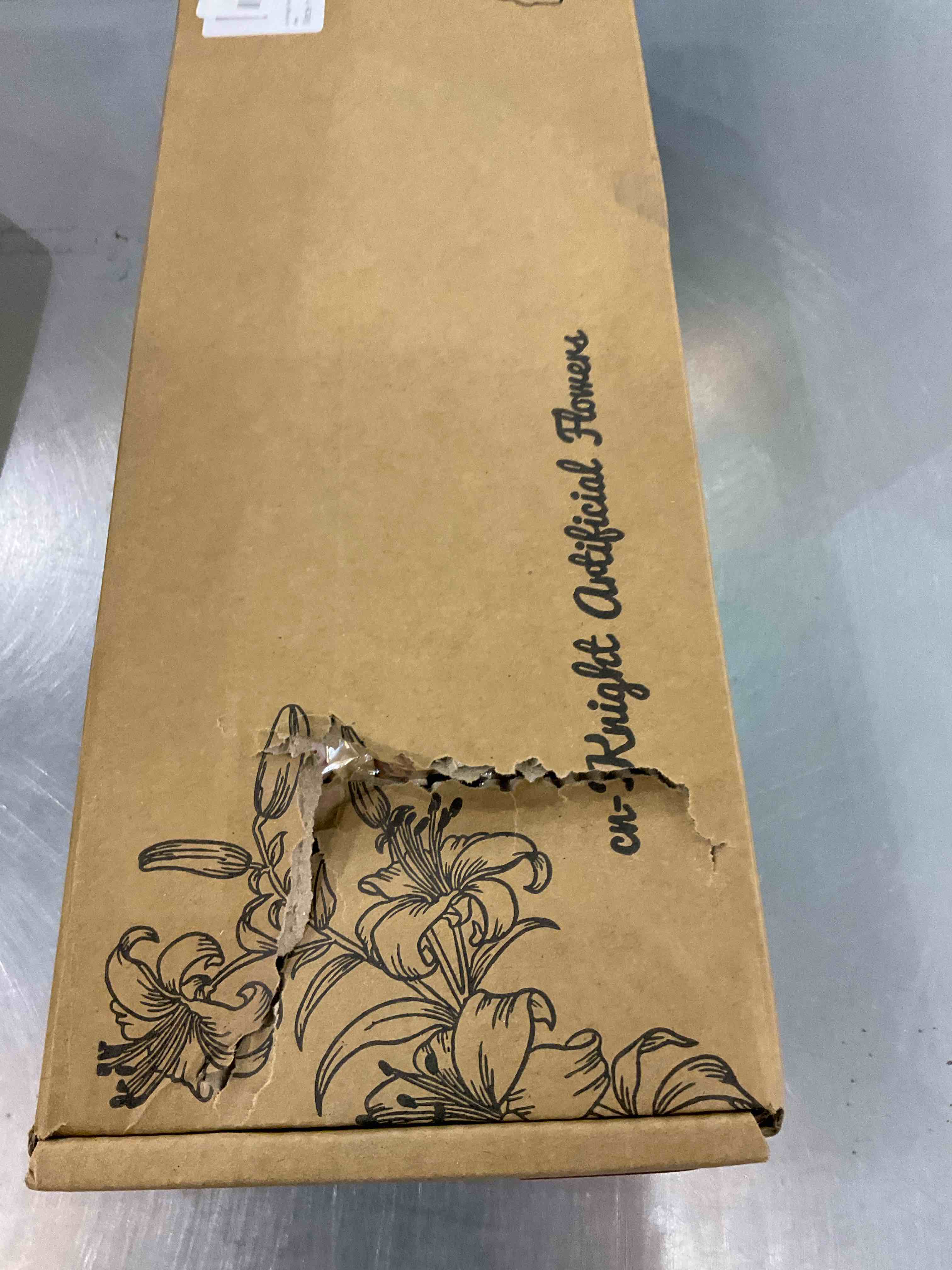 https://s3.amazonaws.com/lotting-images-prod/BargainHunt/EXS01263366_1710770238964.jpeg