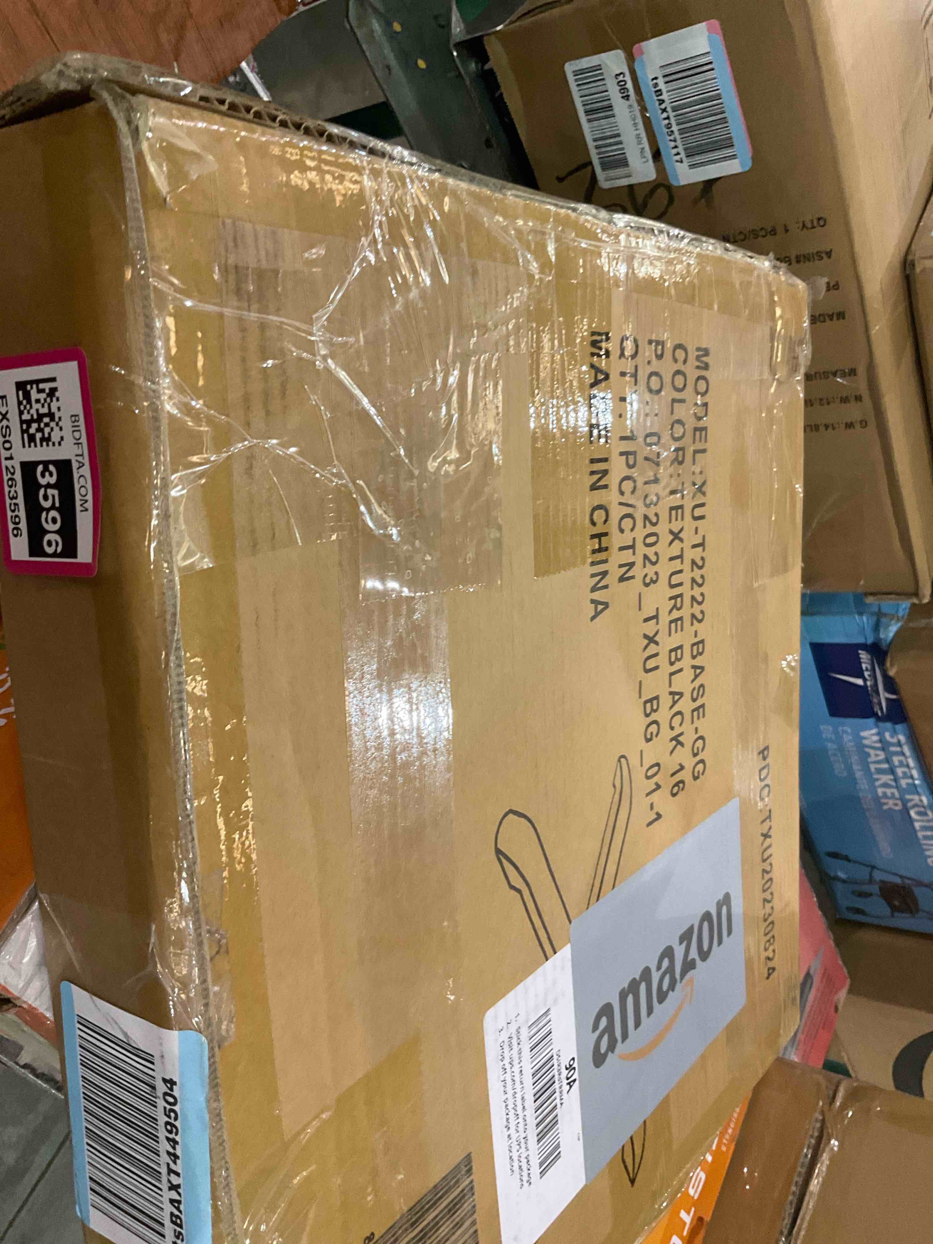 https://s3.amazonaws.com/lotting-images-prod/BargainHunt/EXS01263596_1712153048022.jpeg