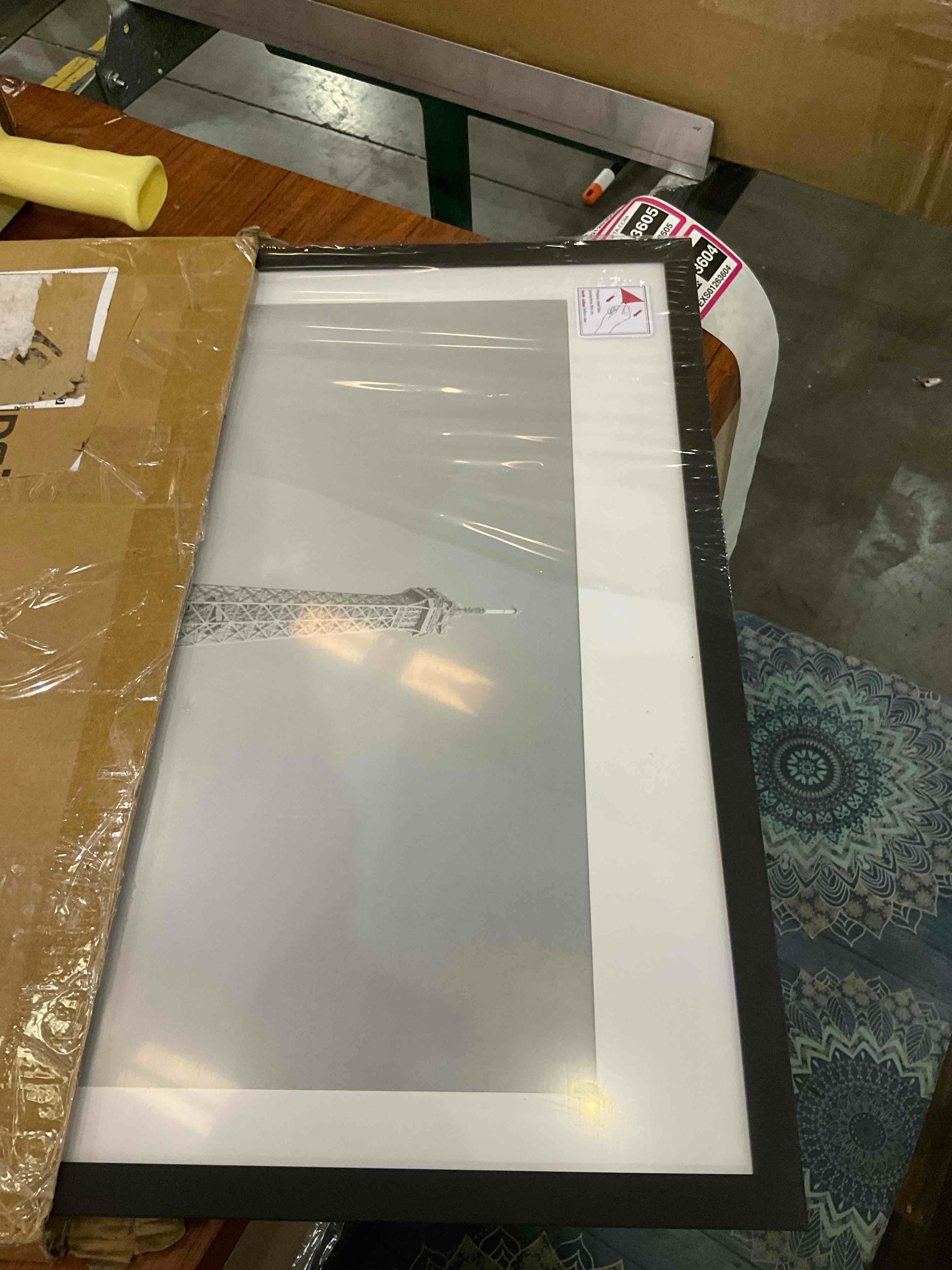https://s3.amazonaws.com/lotting-images-prod/BargainHunt/EXS01263604_1712154704650.jpeg