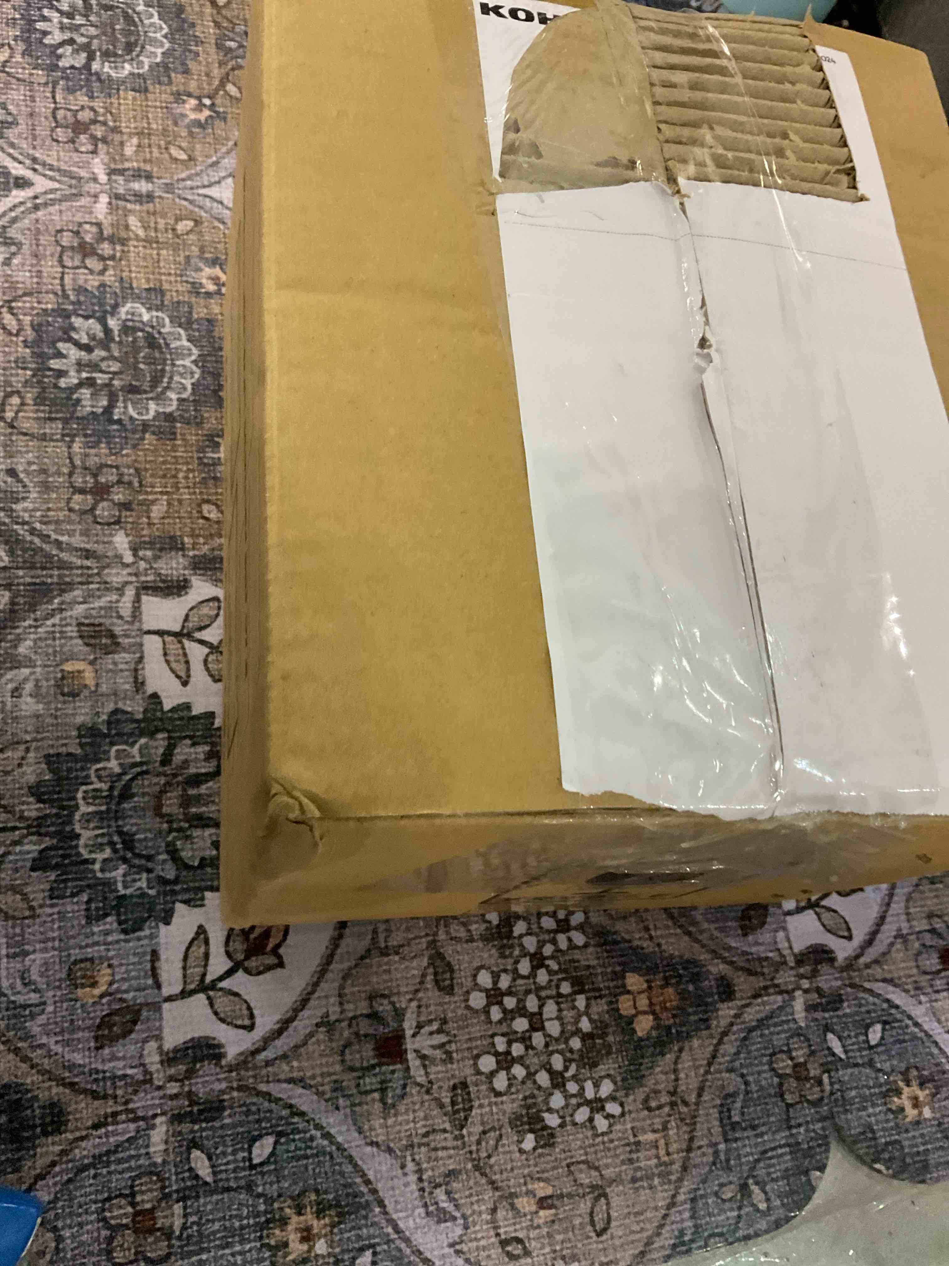 https://s3.amazonaws.com/lotting-images-prod/BargainHunt/EXS01264117_1710764723368.jpeg