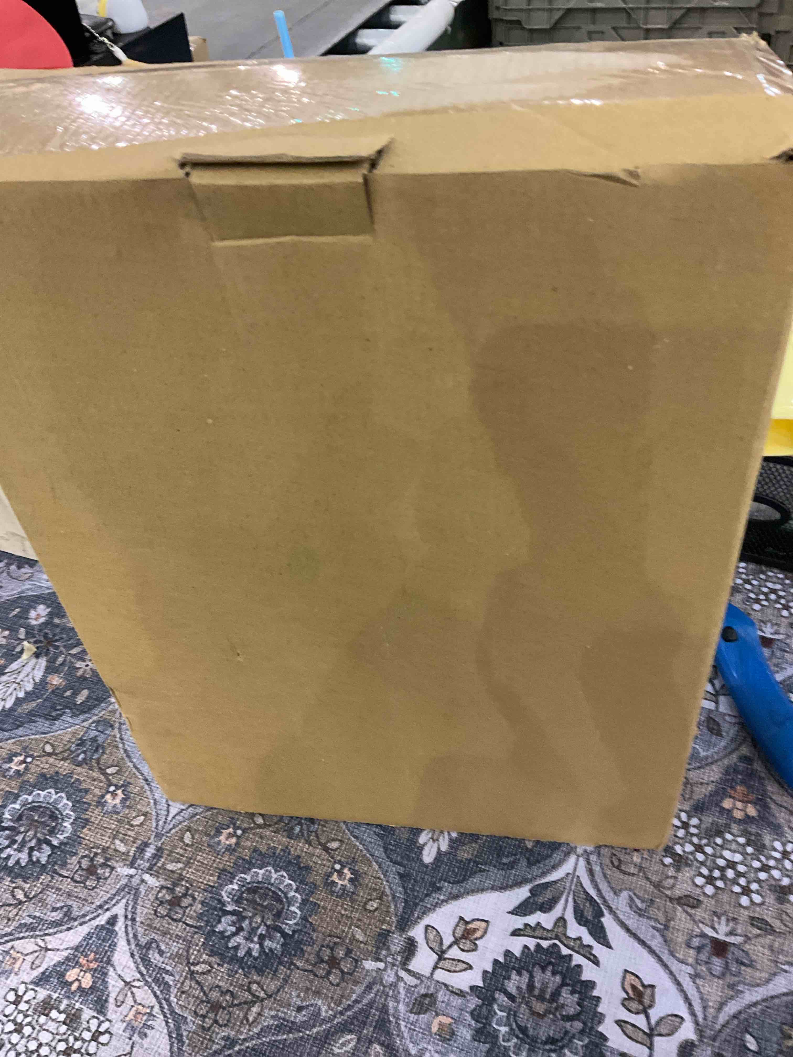 https://s3.amazonaws.com/lotting-images-prod/BargainHunt/EXS01264139_1710766311390.jpeg