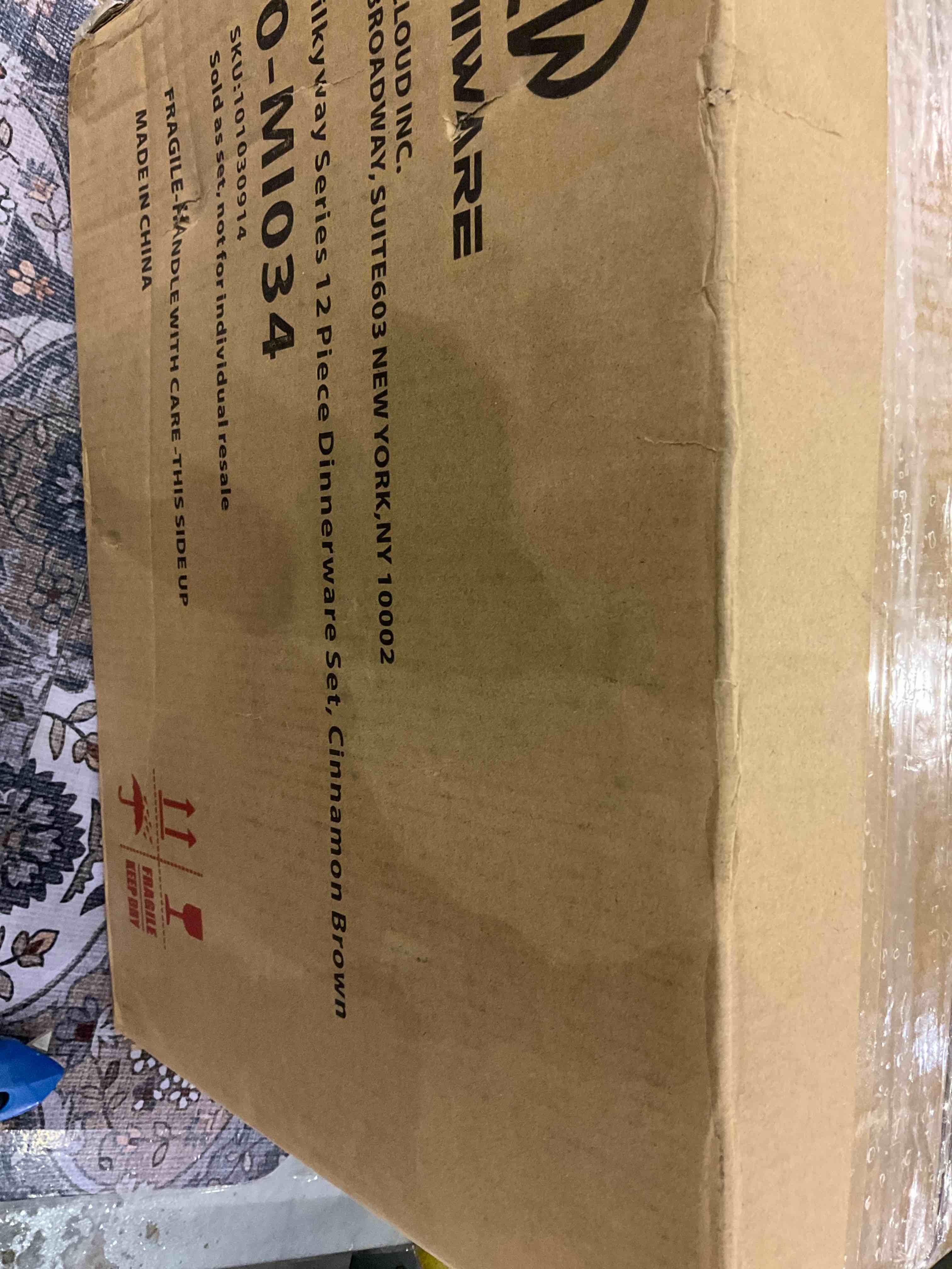 https://s3.amazonaws.com/lotting-images-prod/BargainHunt/EXS01264258_1710850416511.jpeg
