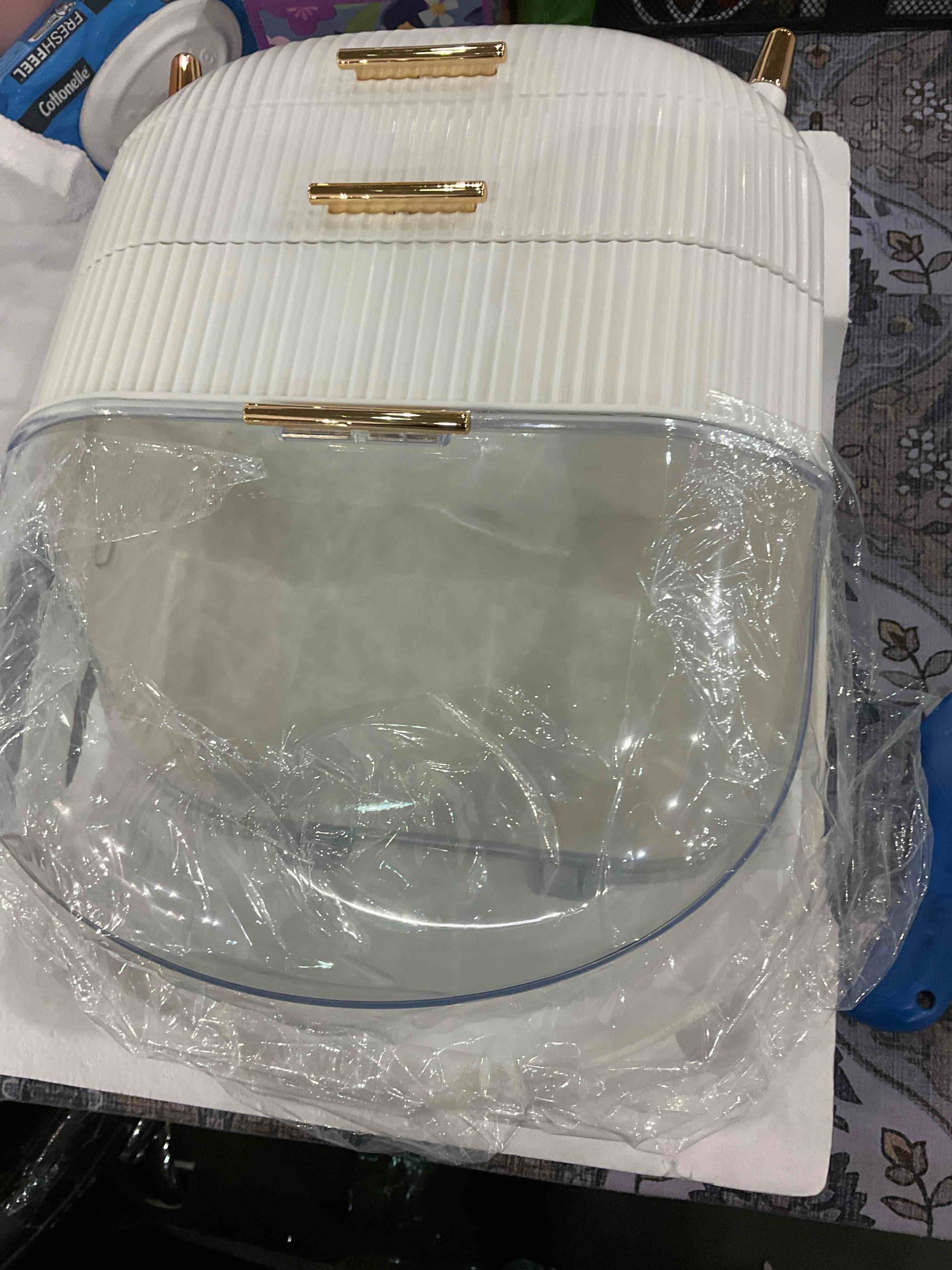 https://s3.amazonaws.com/lotting-images-prod/BargainHunt/EXS01264304_1710933721720.jpeg