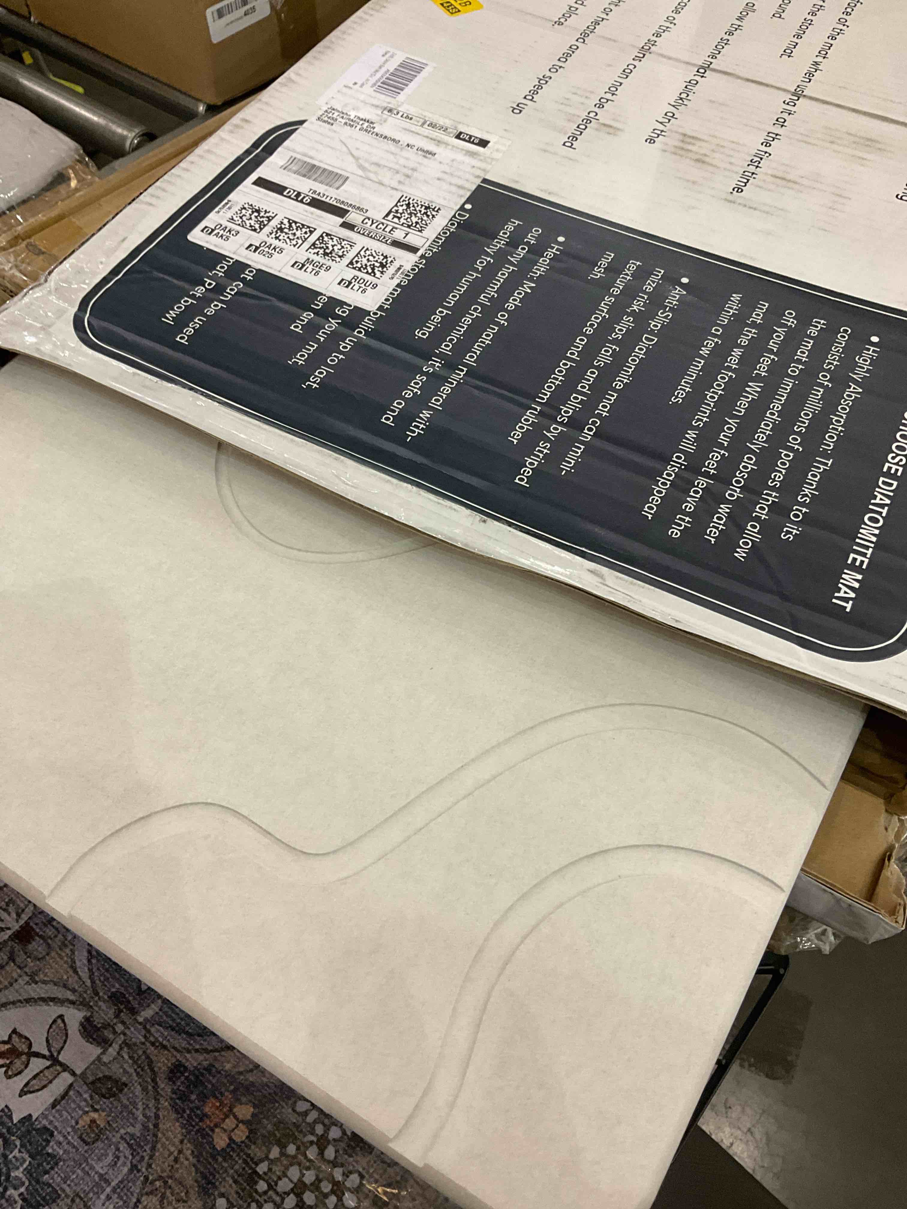 https://s3.amazonaws.com/lotting-images-prod/BargainHunt/EXS01264336_1710945685843.jpeg