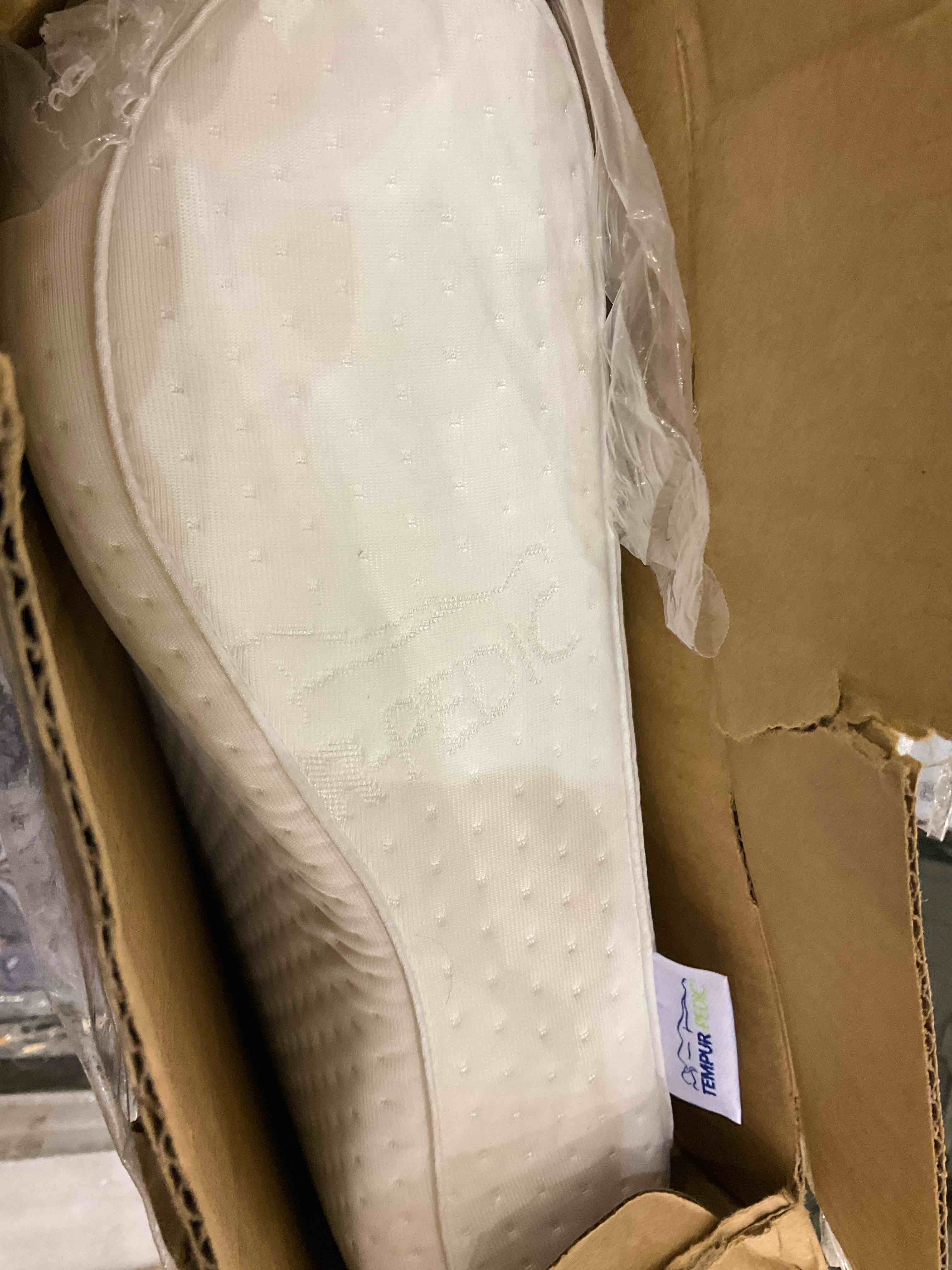 Tempur-Pedic TEMPUR-Ergo Neck Pillow Firm Support, Medium Profile, White