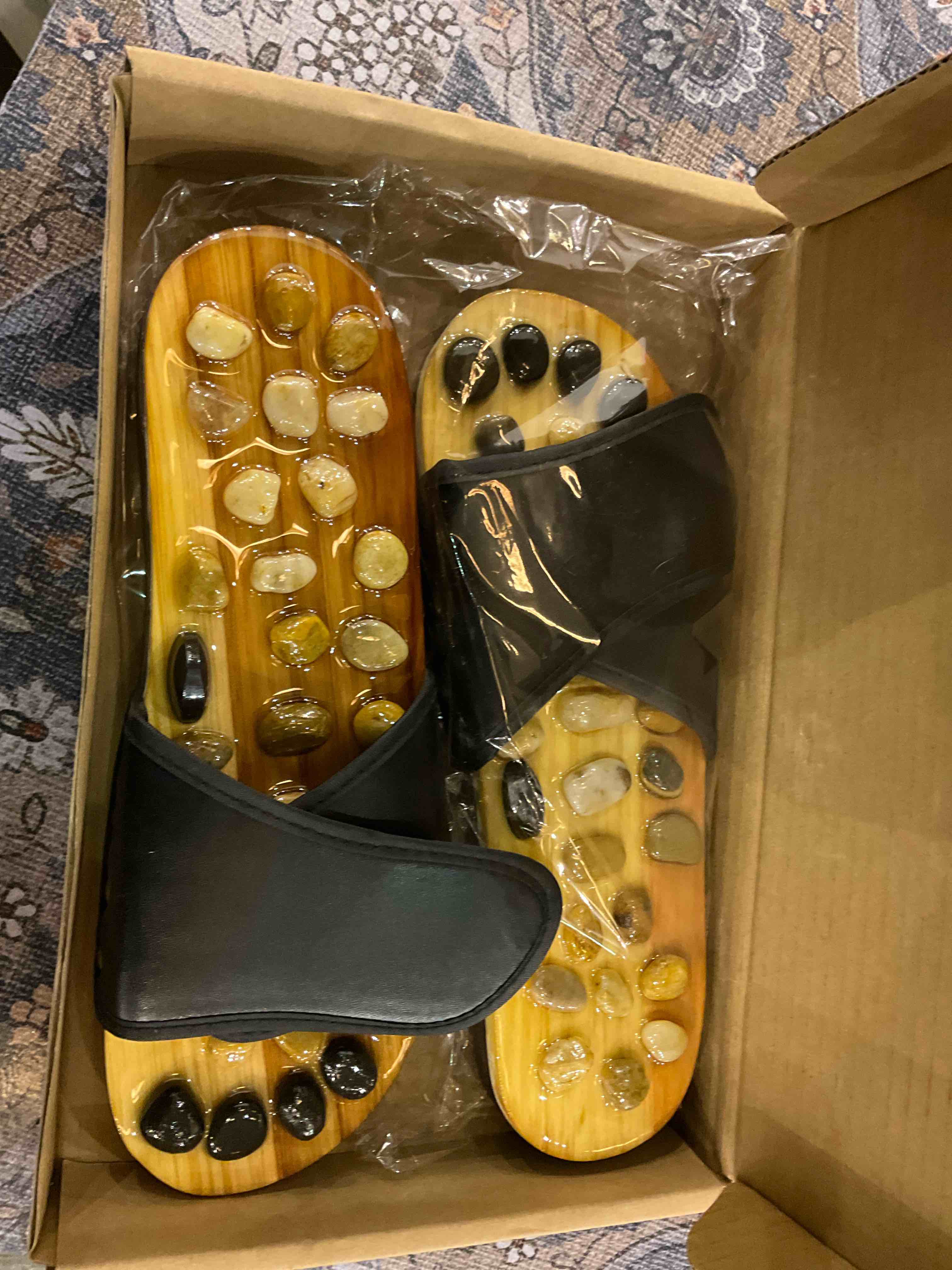 Acupressure Massage Slippers with Earth Stone (Men 8-9.5/Women 9.5-11)