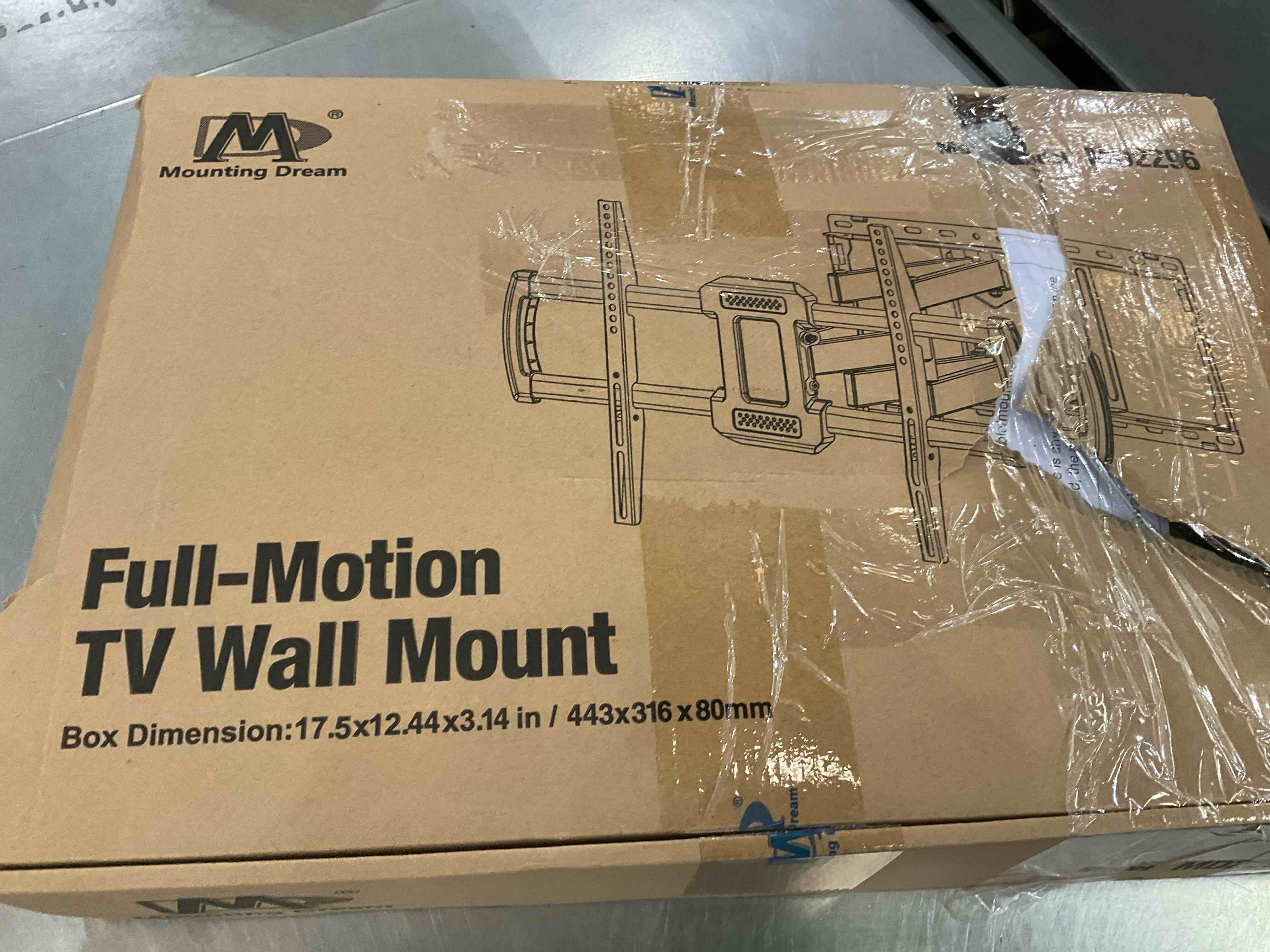 https://s3.amazonaws.com/lotting-images-prod/BargainHunt/EXS01264609_1711041667124.jpeg
