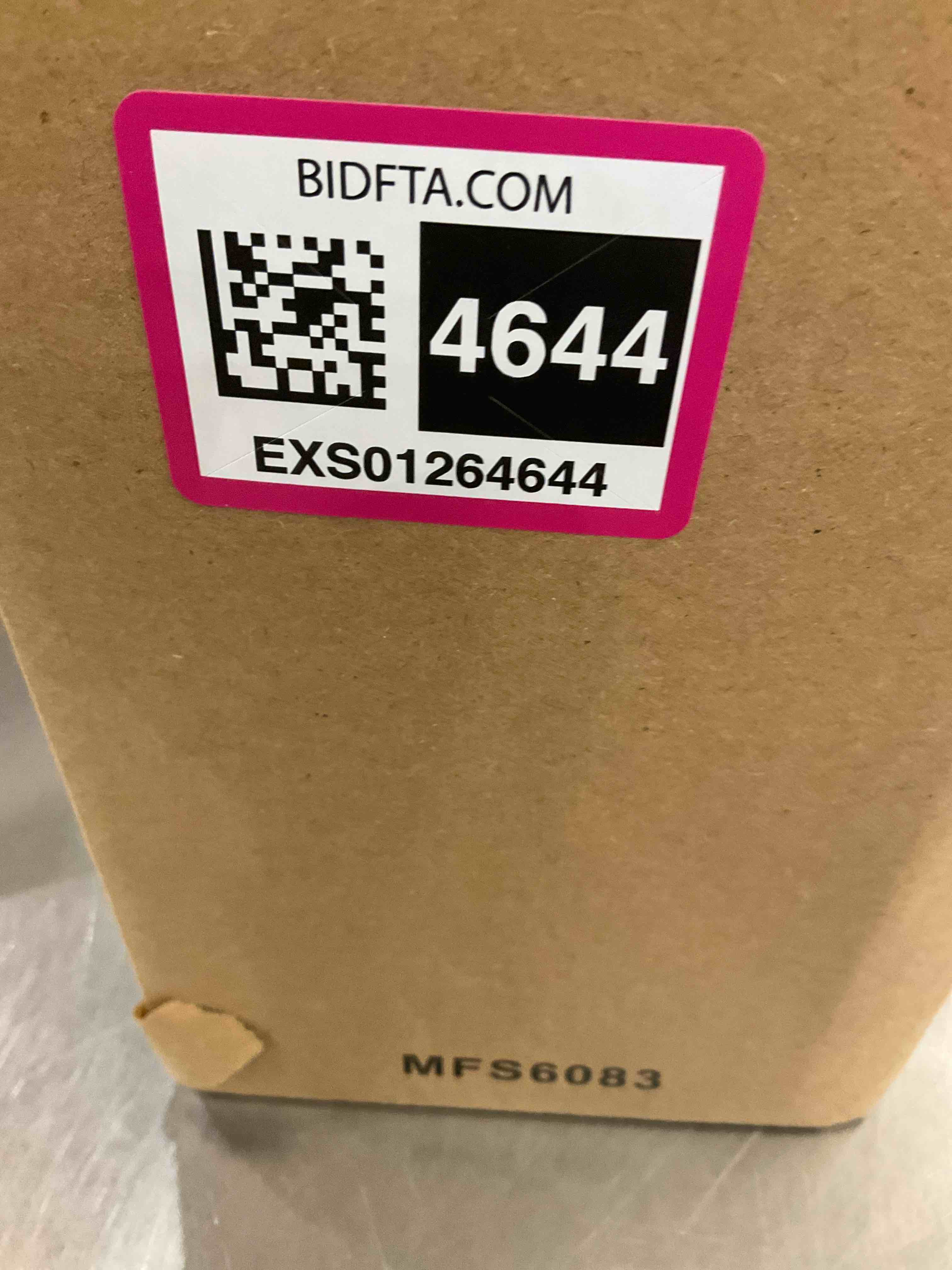 https://s3.amazonaws.com/lotting-images-prod/BargainHunt/EXS01264644_1711048480501.jpeg