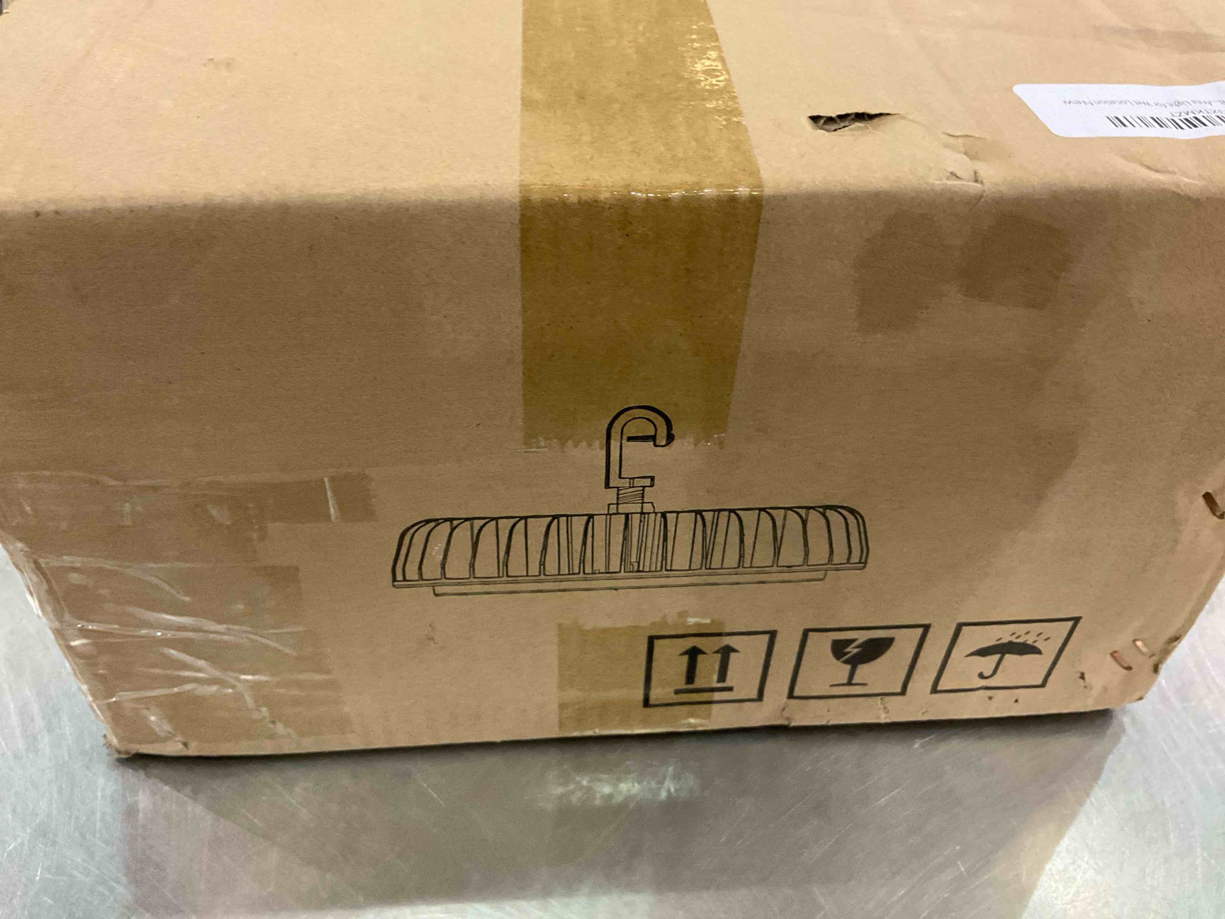 https://s3.amazonaws.com/lotting-images-prod/BargainHunt/EXS01264687_1711119762982.jpeg