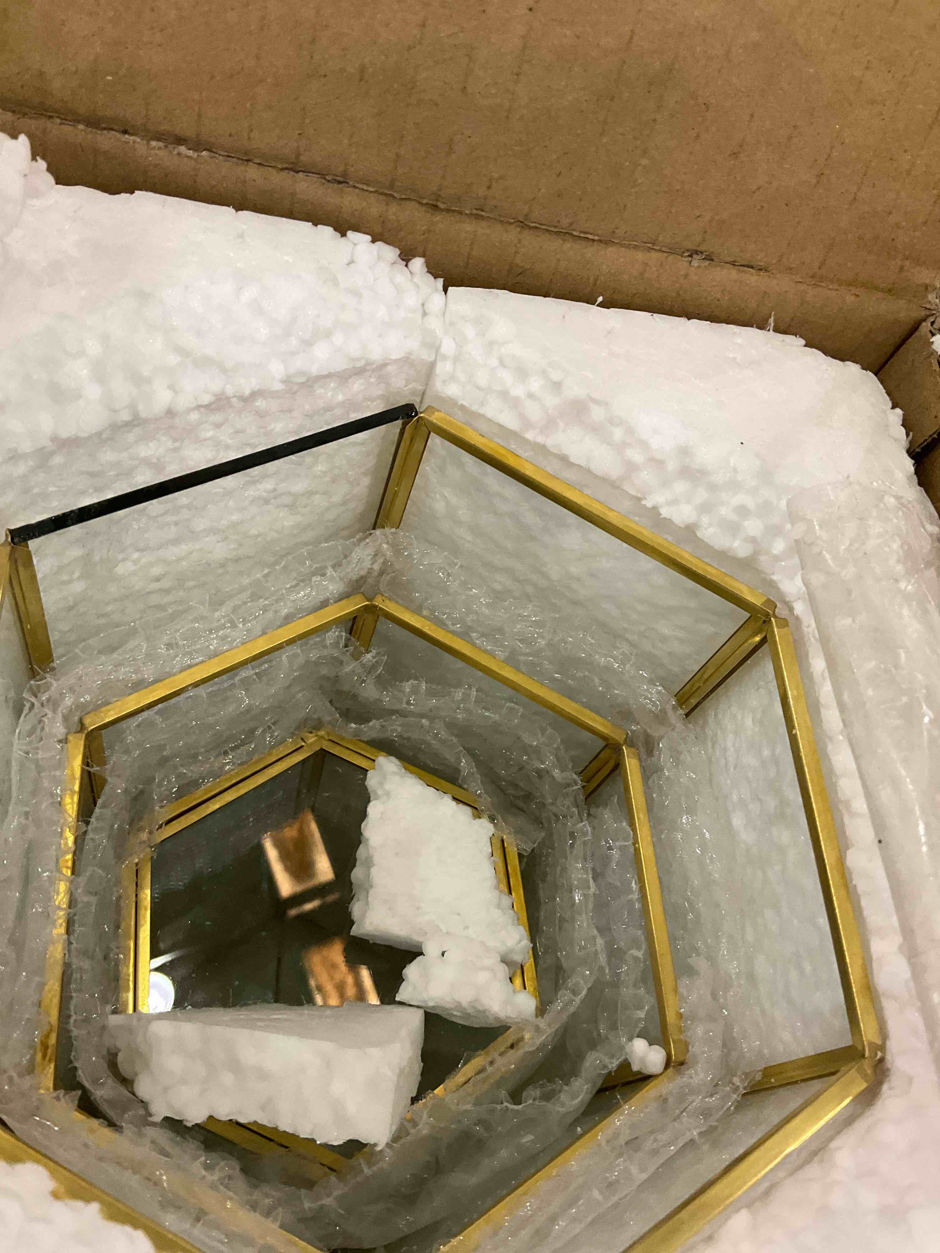 https://s3.amazonaws.com/lotting-images-prod/BargainHunt/EXS01264688_1711119923389.jpeg
