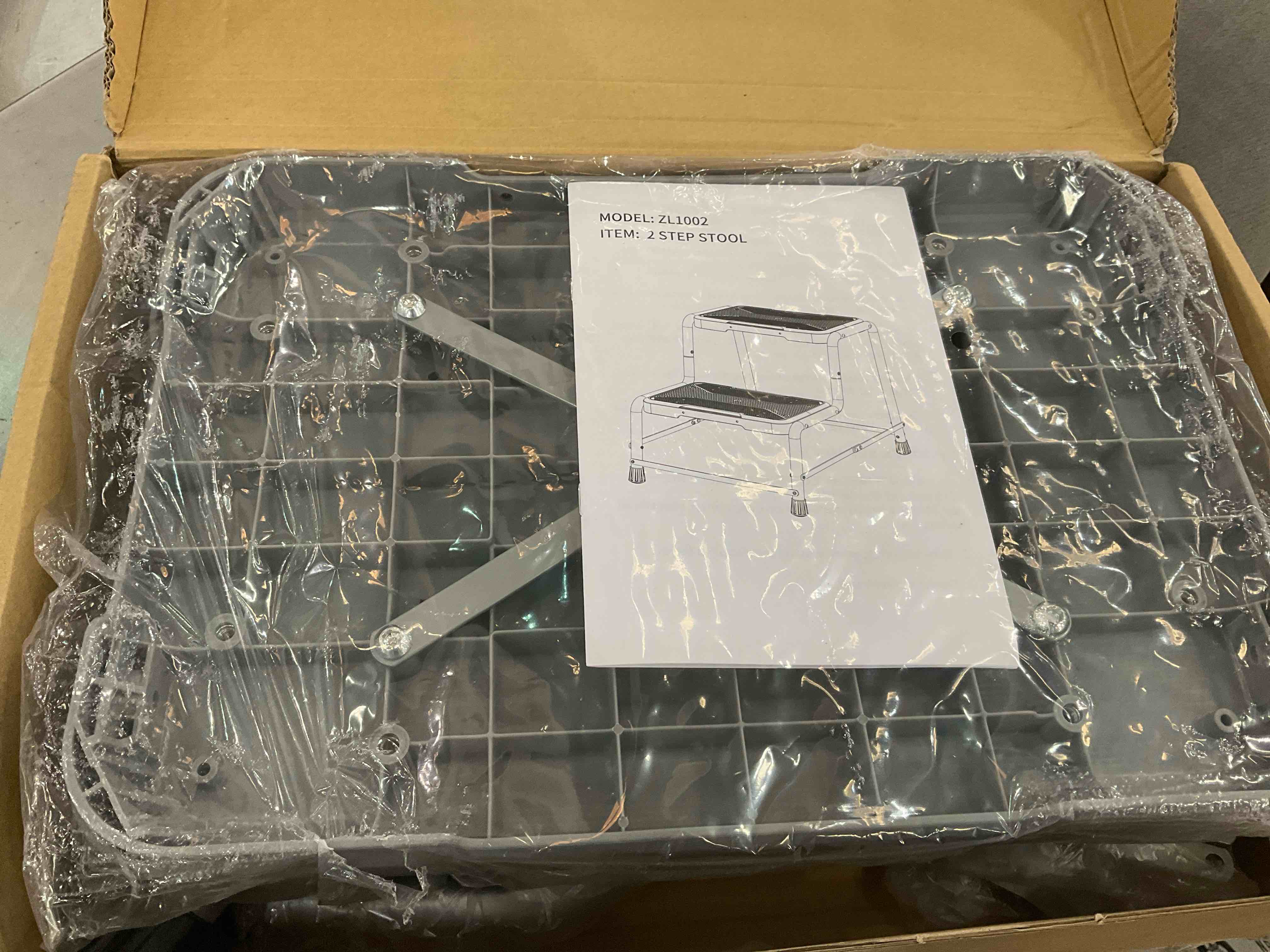 https://s3.amazonaws.com/lotting-images-prod/BargainHunt/EXS01264730_1711128811838.jpeg