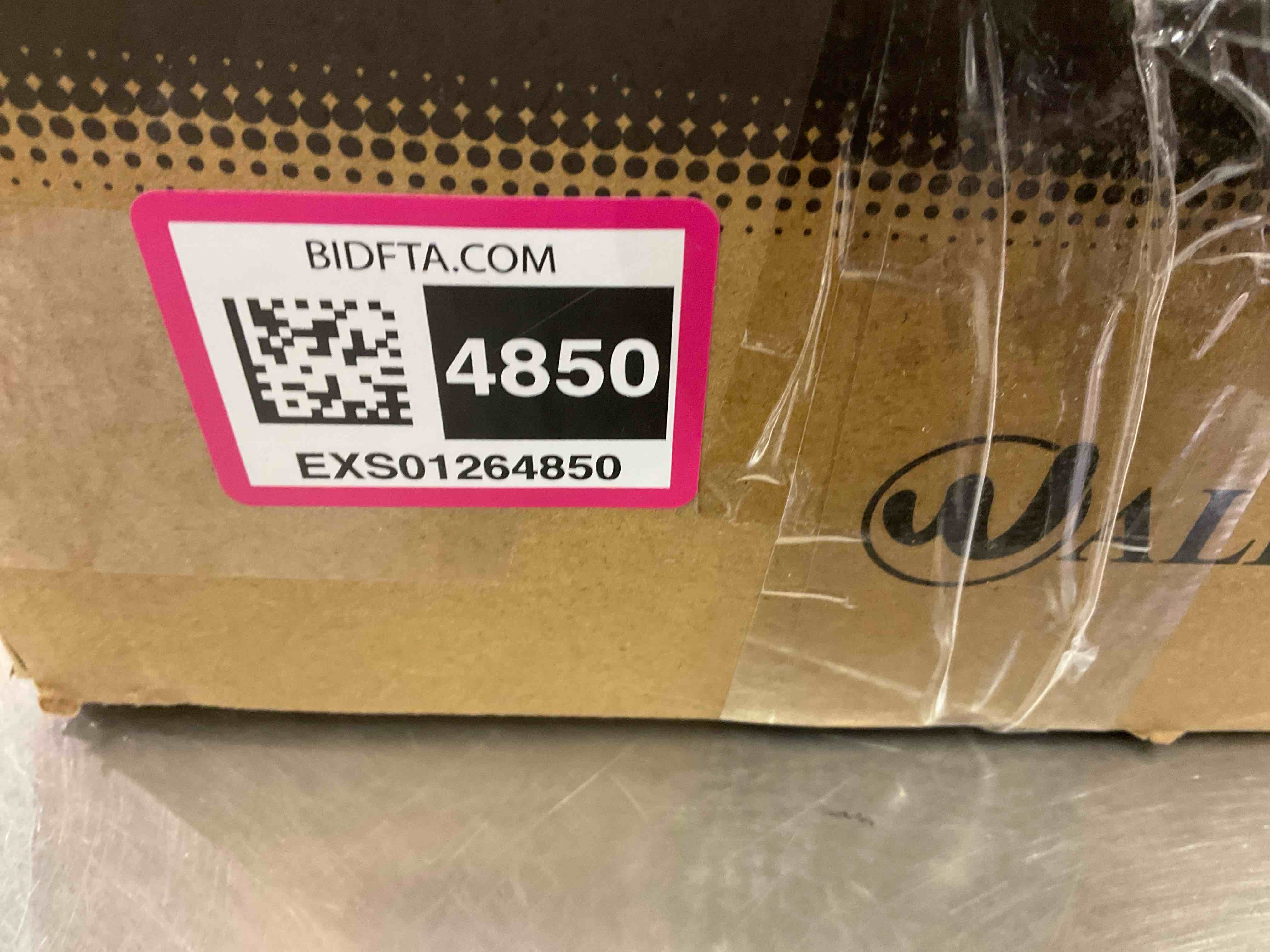 https://s3.amazonaws.com/lotting-images-prod/BargainHunt/EXS01264850_1711379281494.jpeg