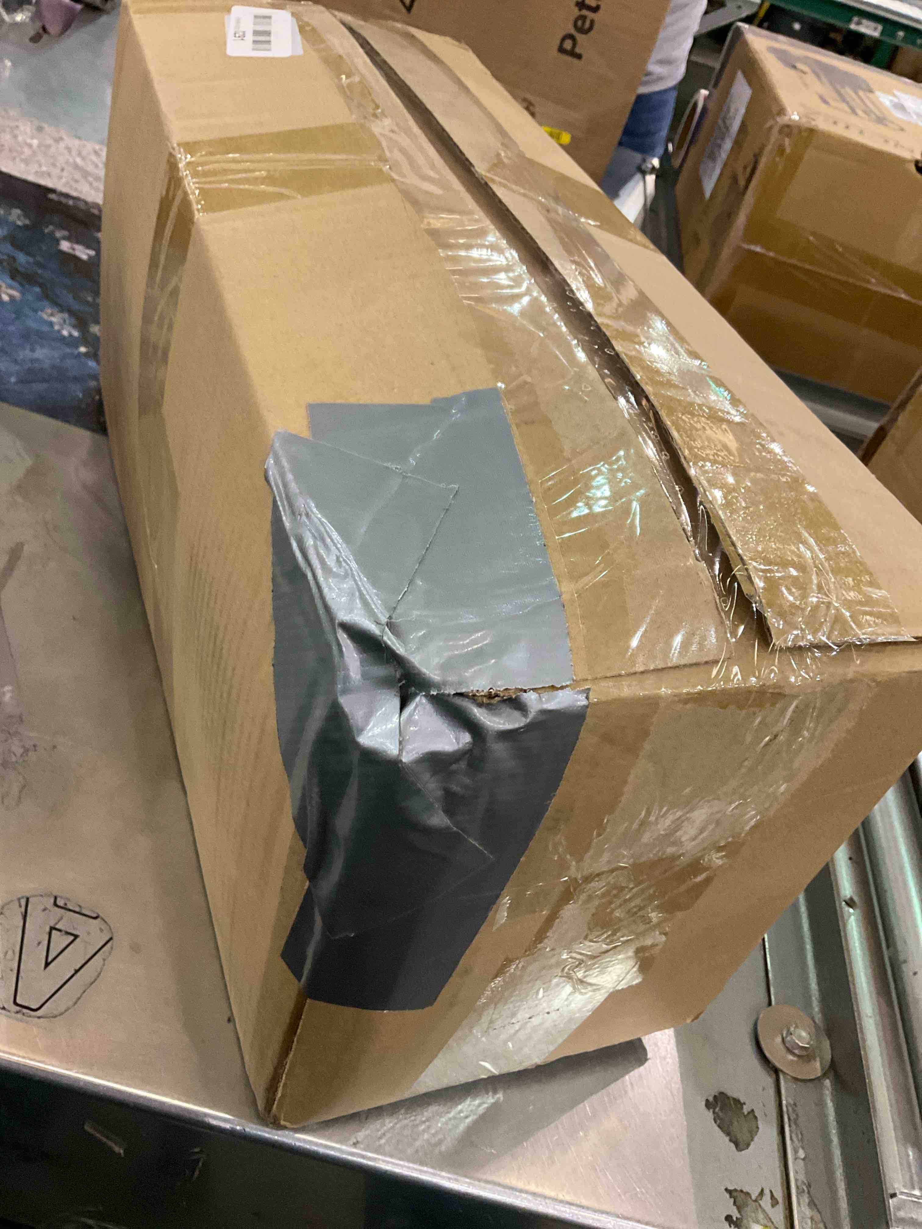 https://s3.amazonaws.com/lotting-images-prod/BargainHunt/EXS01265024_1709581557056.jpeg