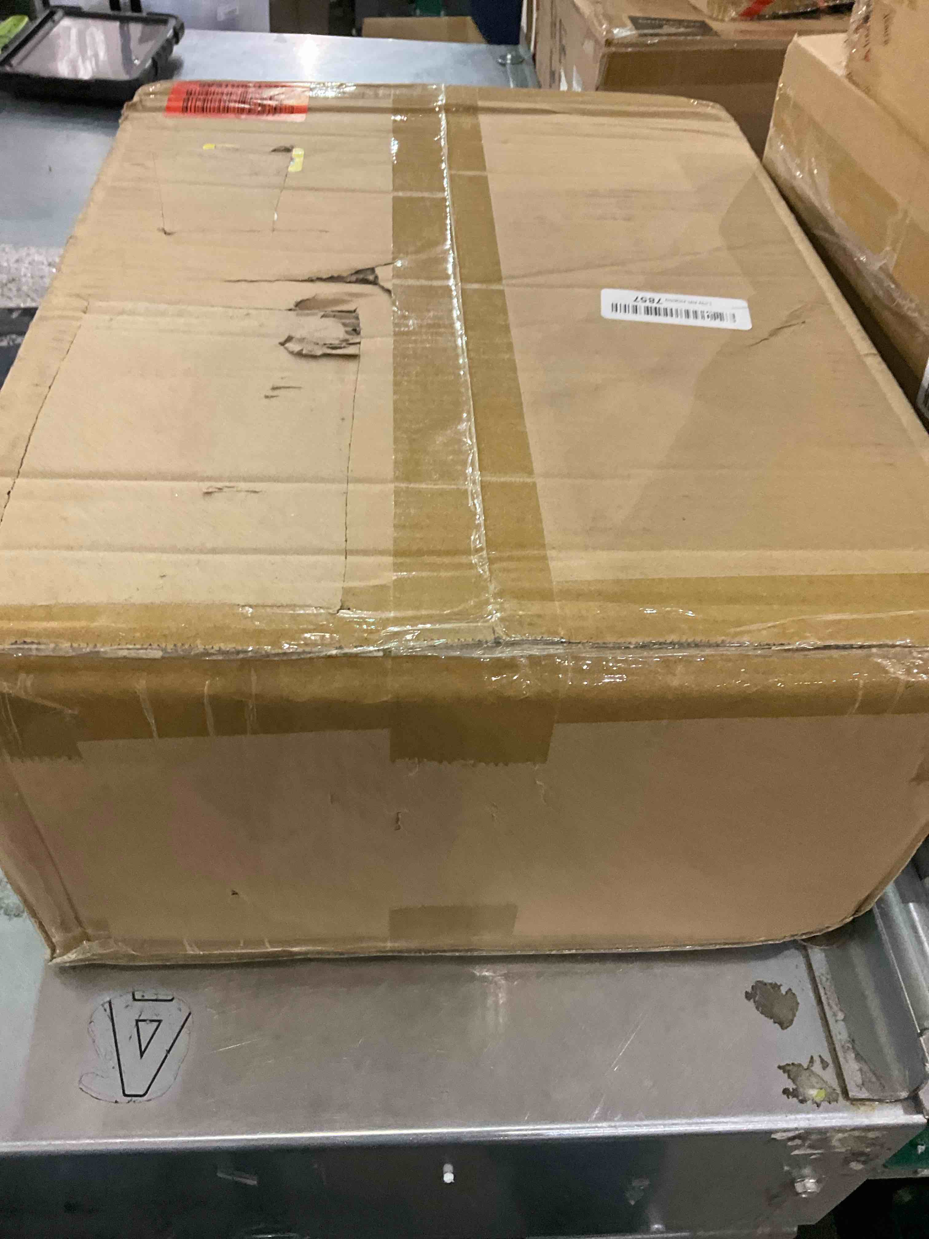 https://s3.amazonaws.com/lotting-images-prod/BargainHunt/EXS01265071_1709644978864.jpeg