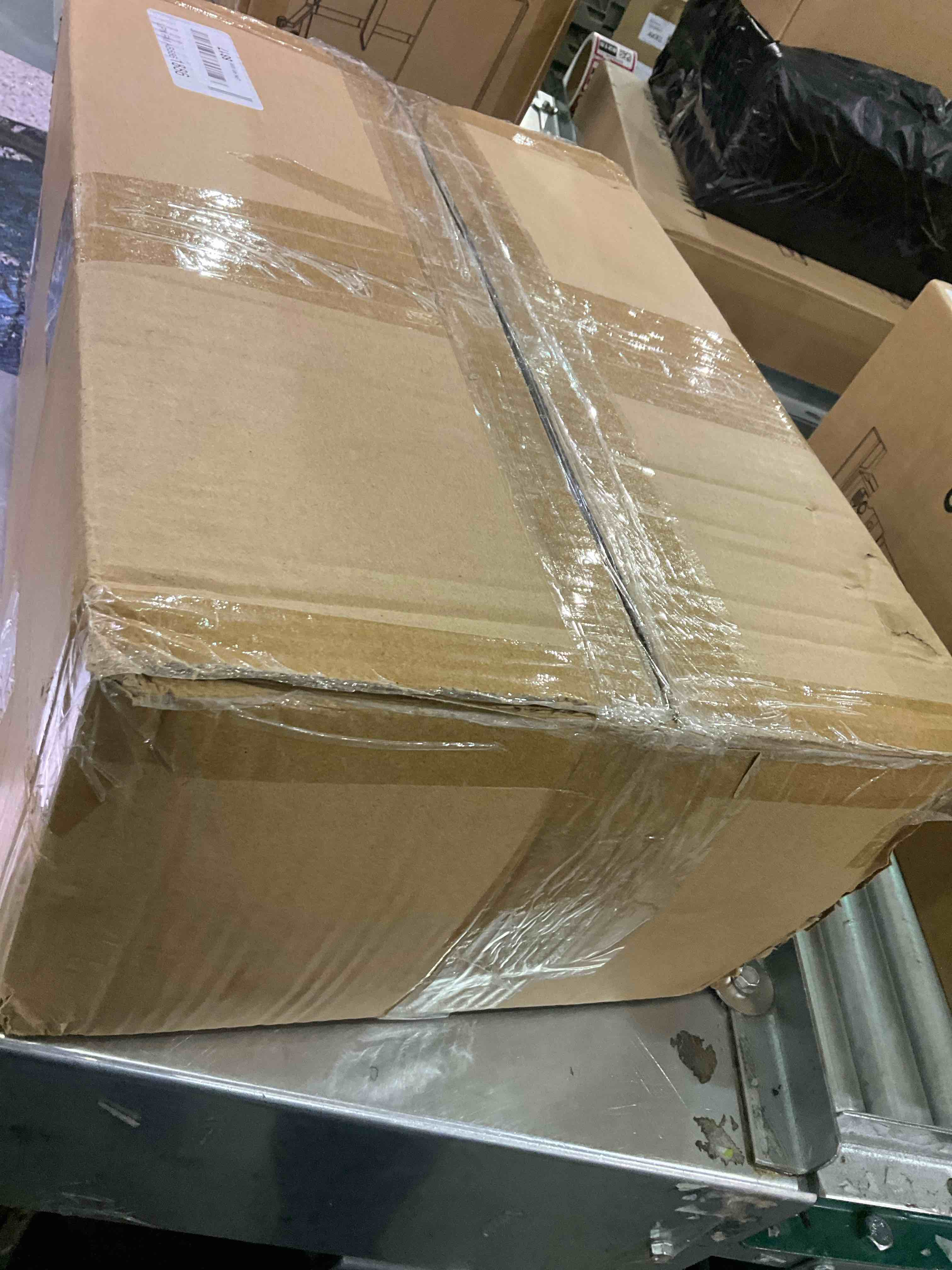 https://s3.amazonaws.com/lotting-images-prod/BargainHunt/EXS01265190_1709666893672.jpeg