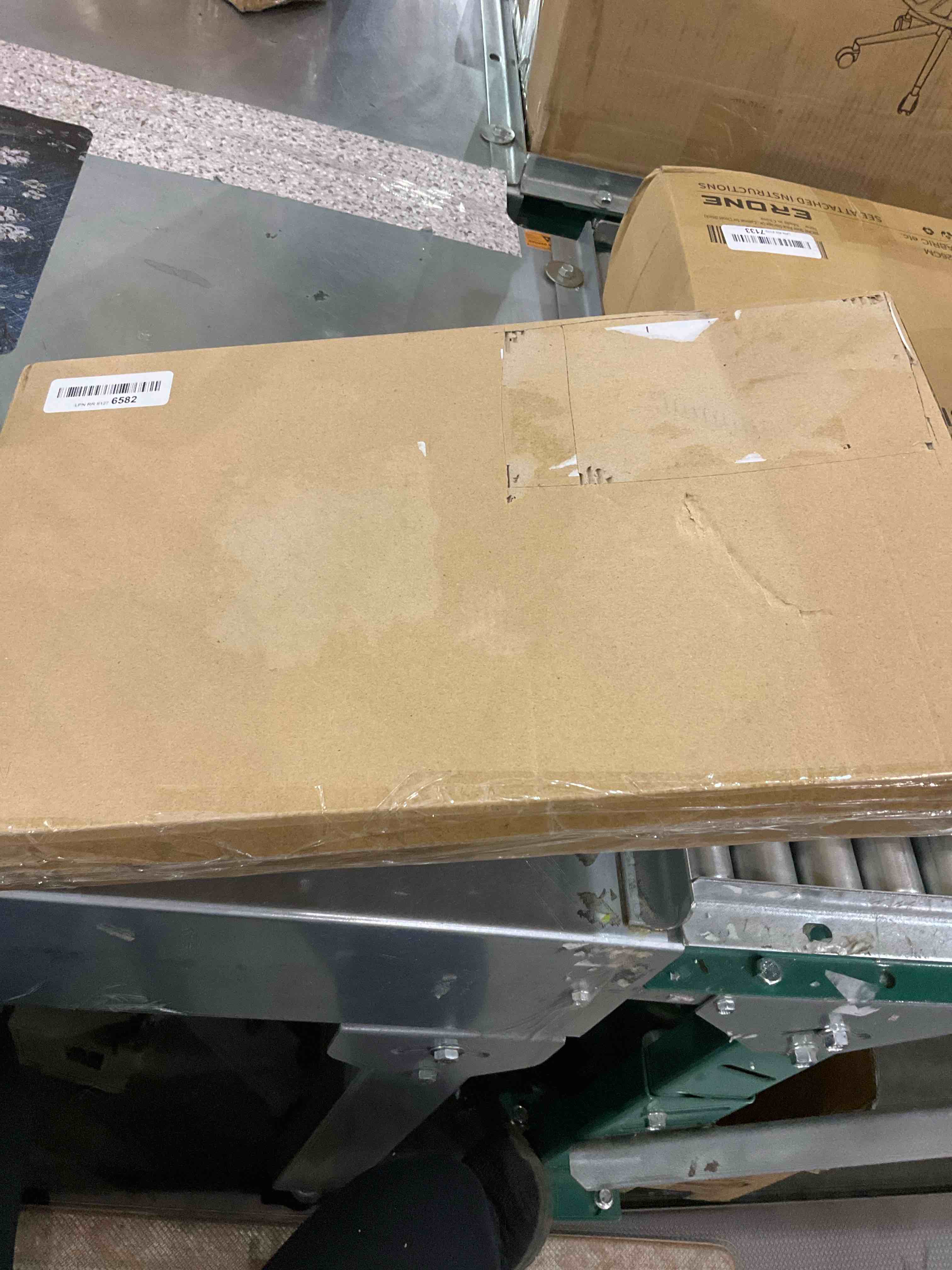 https://s3.amazonaws.com/lotting-images-prod/BargainHunt/EXS01265240_1709731607480.jpeg