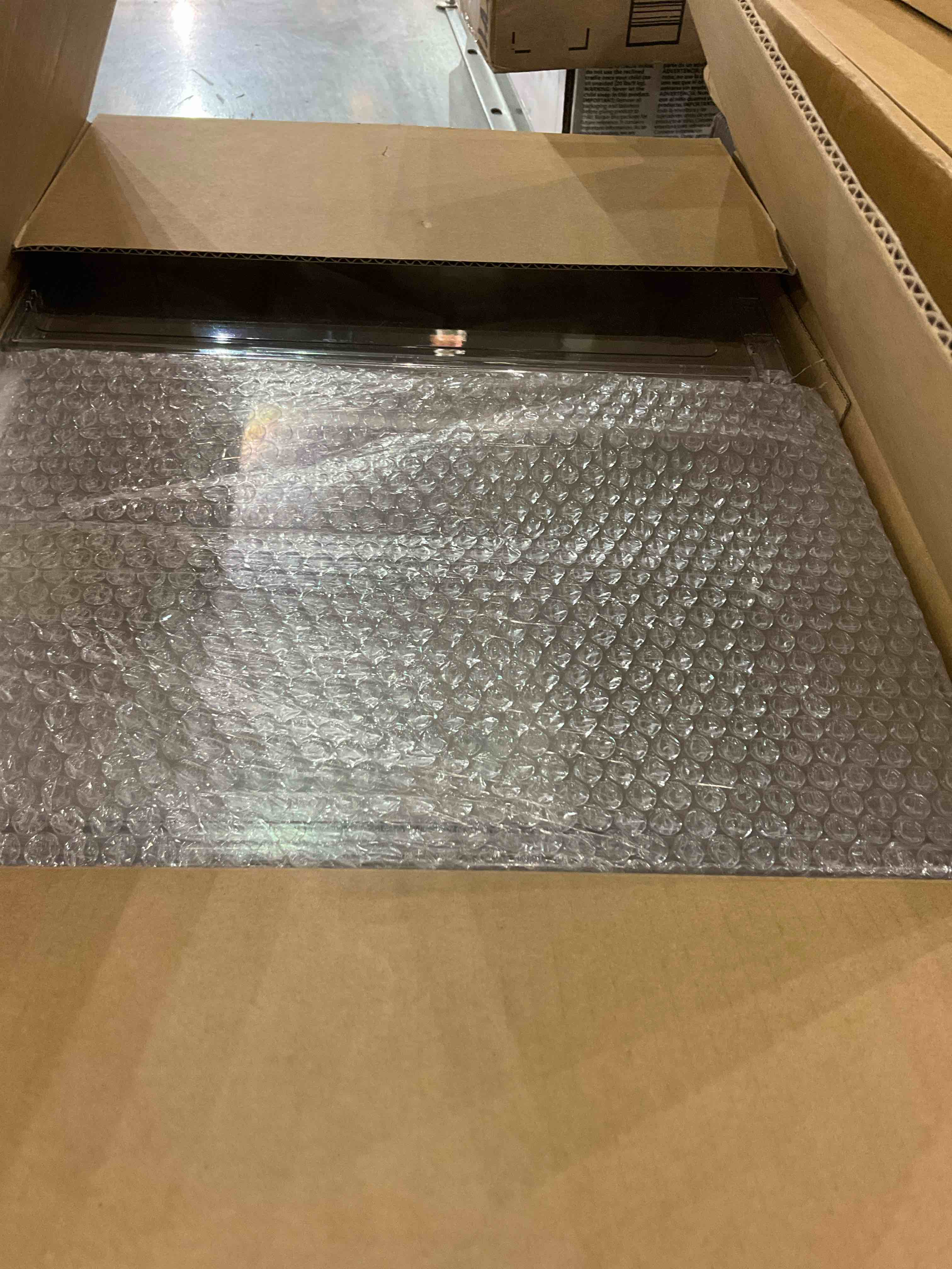 https://s3.amazonaws.com/lotting-images-prod/BargainHunt/EXS01265258_1709736085252.jpeg