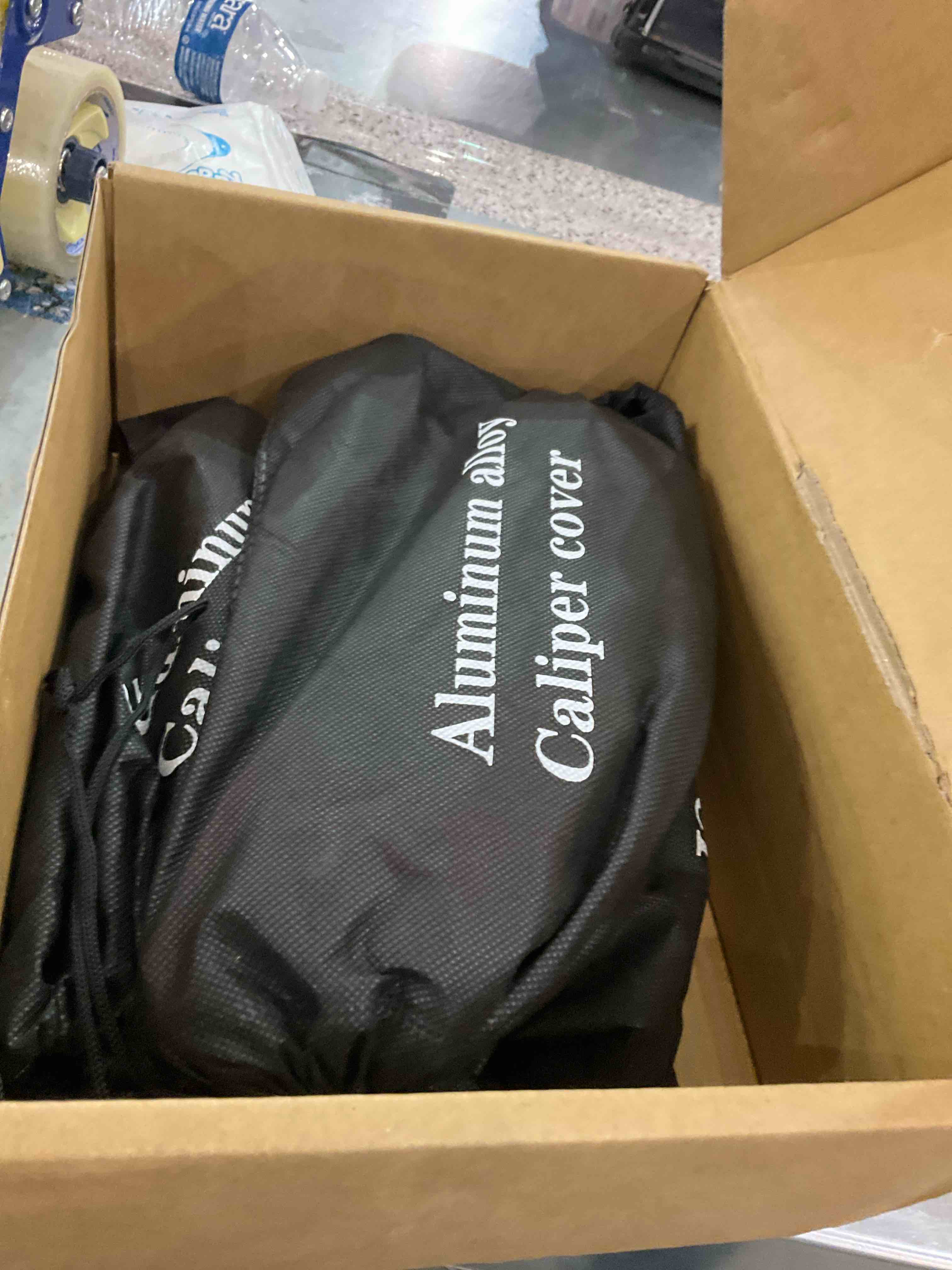 https://s3.amazonaws.com/lotting-images-prod/BargainHunt/EXS01265271_1709737504303.jpeg