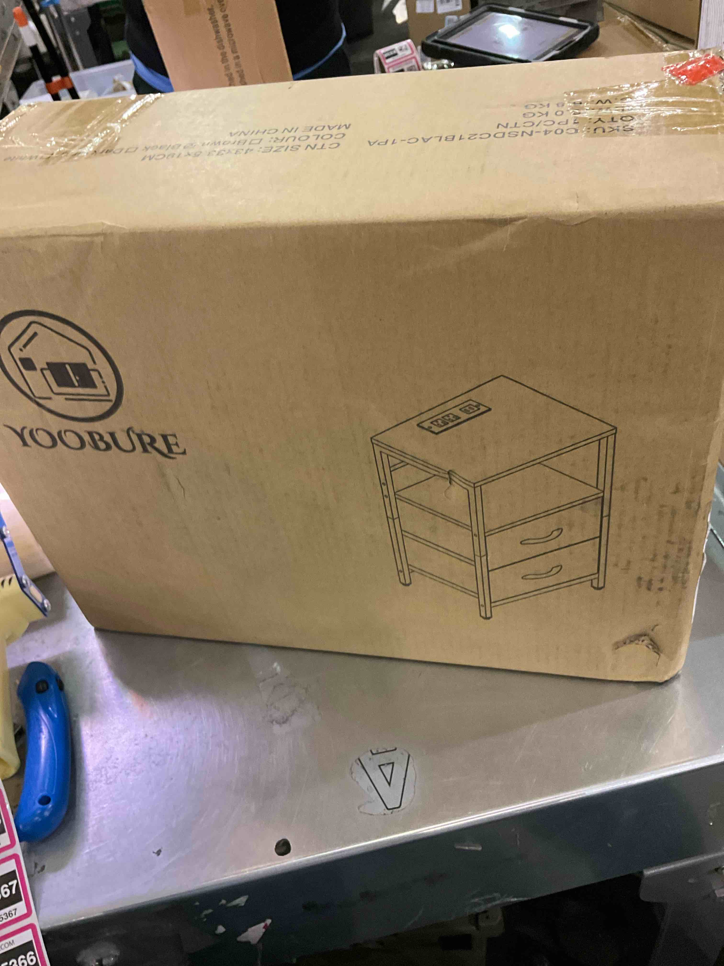 https://s3.amazonaws.com/lotting-images-prod/BargainHunt/EXS01265366_1709753044875.jpeg