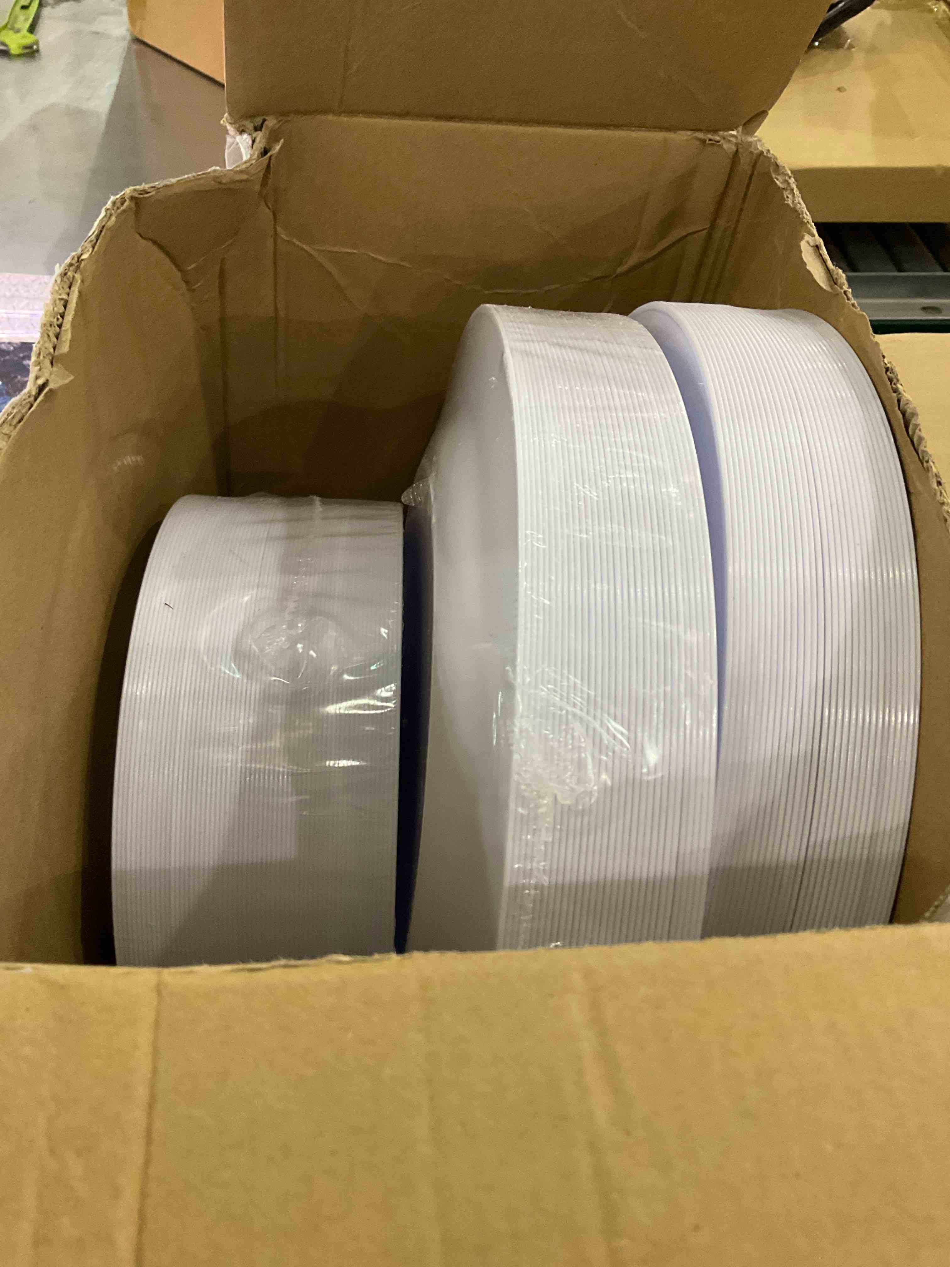 https://s3.amazonaws.com/lotting-images-prod/BargainHunt/EXS01265367_1709753125487.jpeg