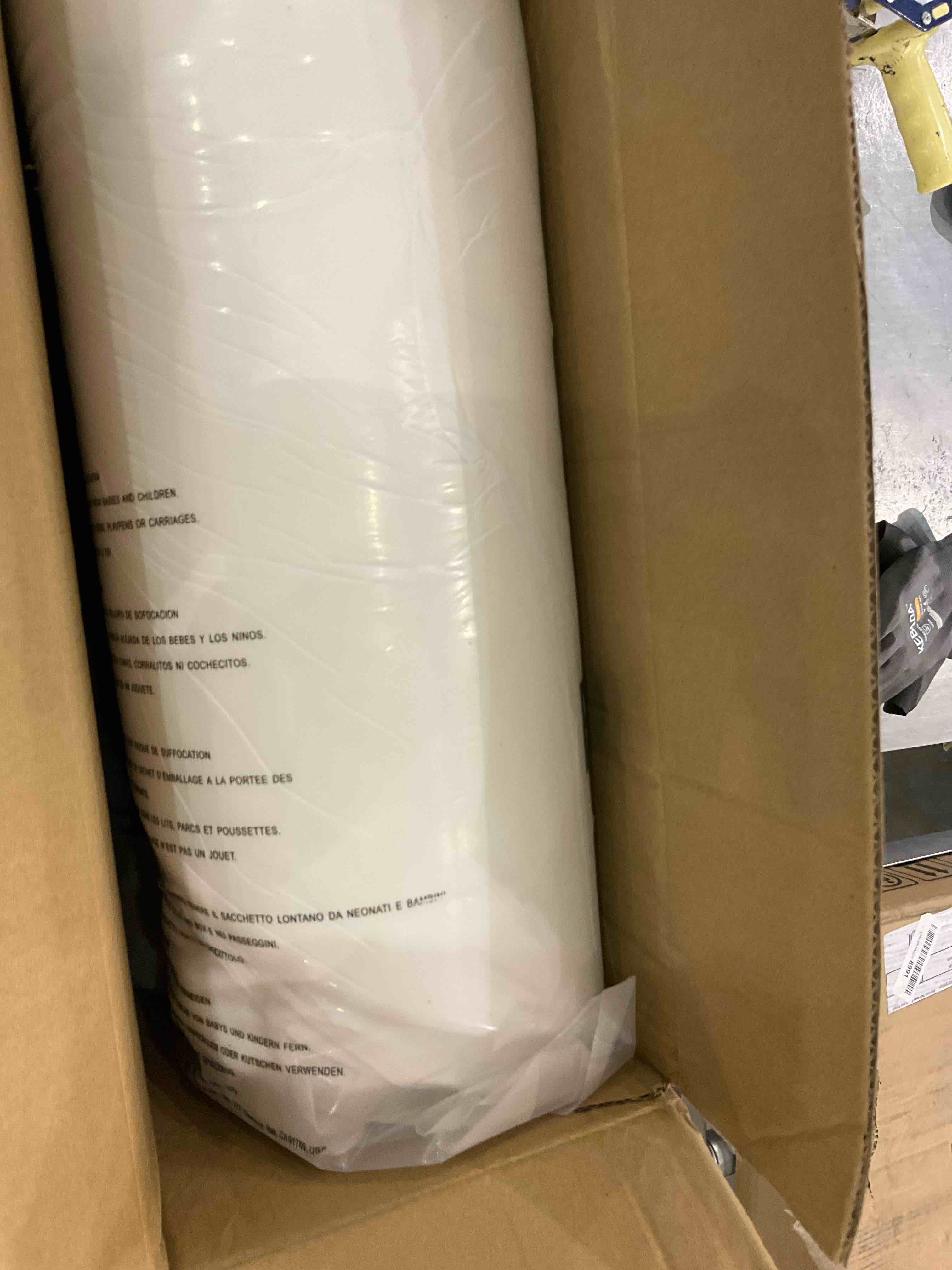 https://s3.amazonaws.com/lotting-images-prod/BargainHunt/EXS01266724_1709656137273.jpeg