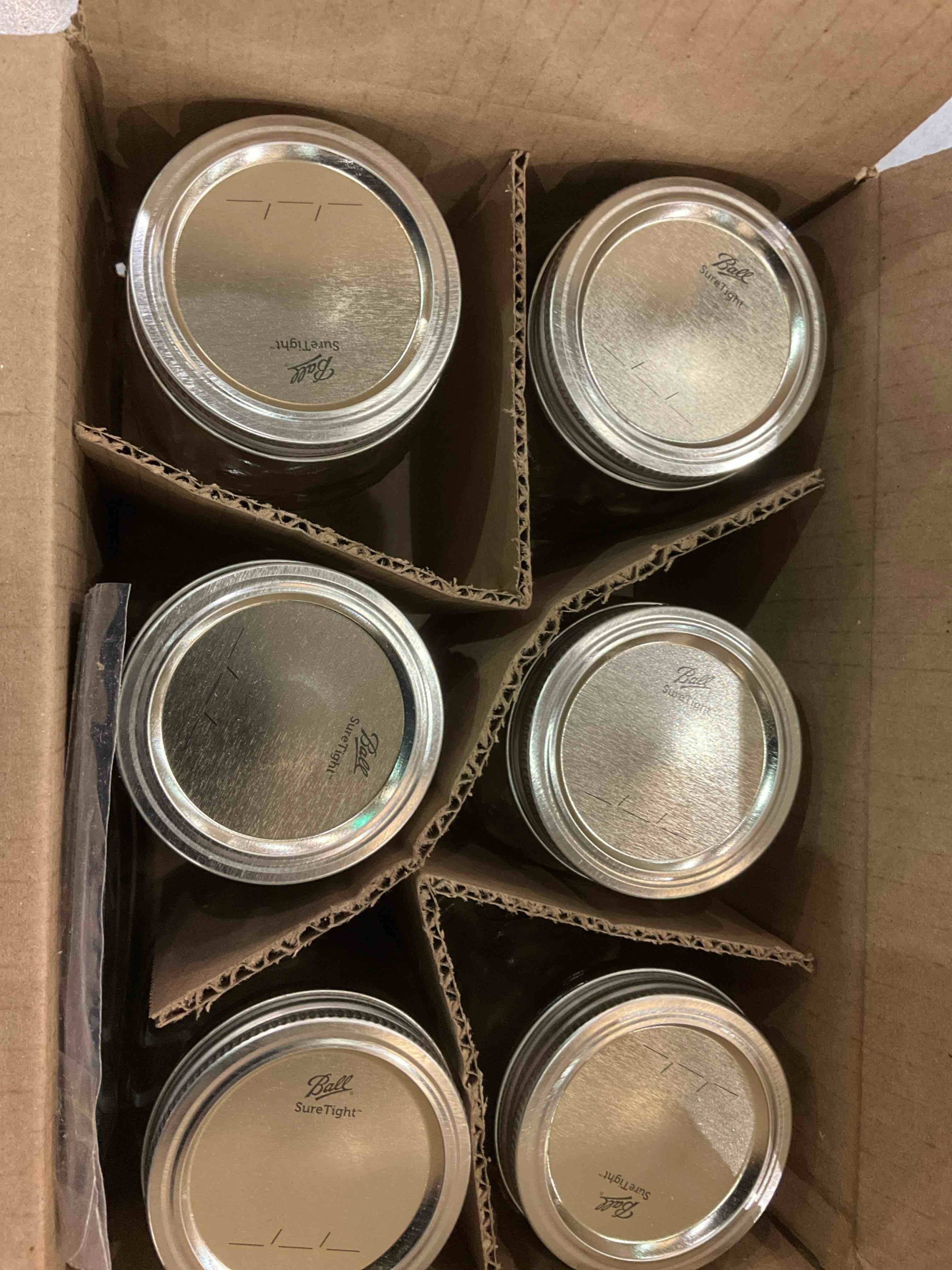 https://s3.amazonaws.com/lotting-images-prod/BargainHunt/EXS01266725_1709656256521.jpeg