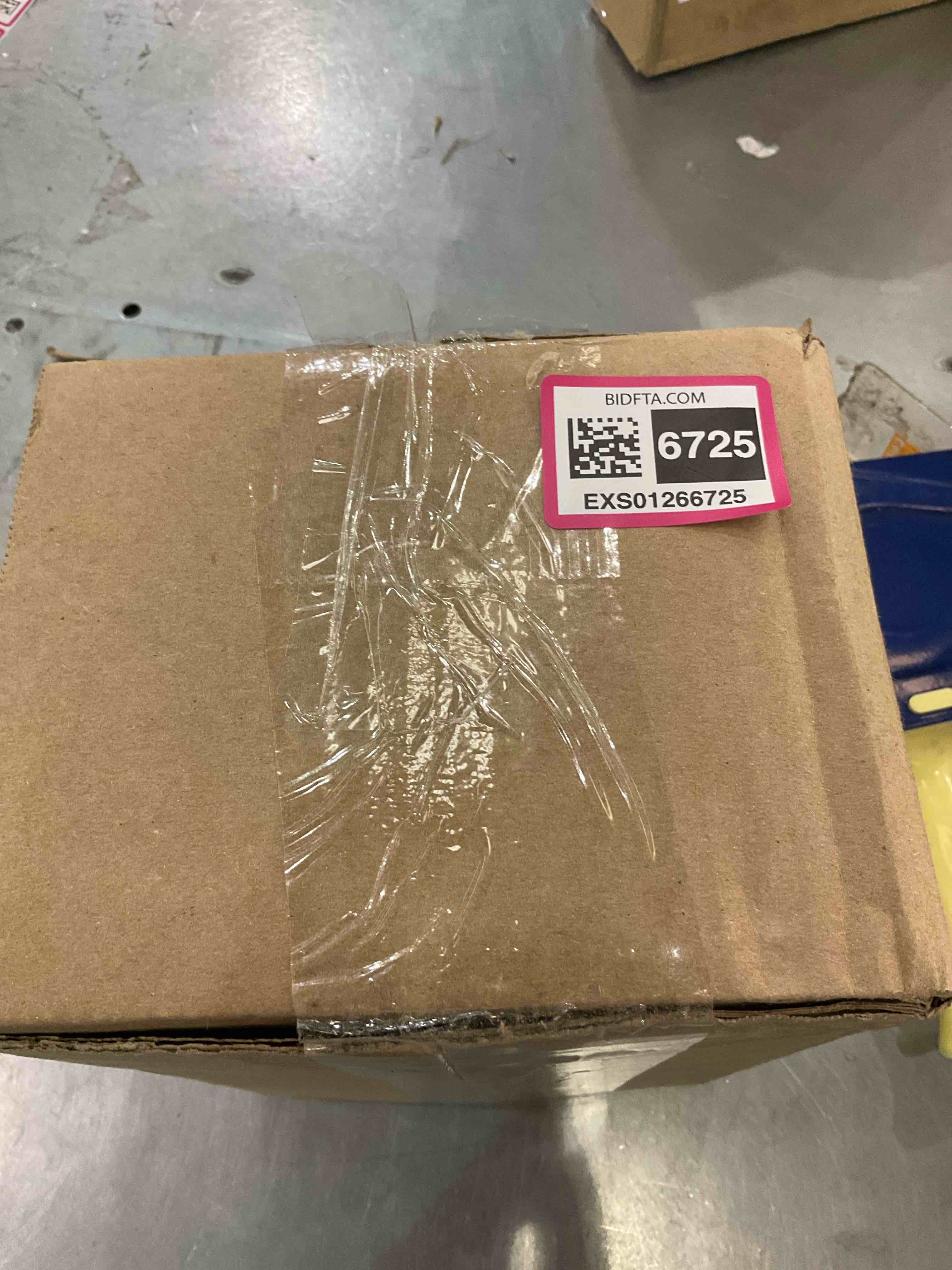 https://s3.amazonaws.com/lotting-images-prod/BargainHunt/EXS01266725_1709656295025.jpeg