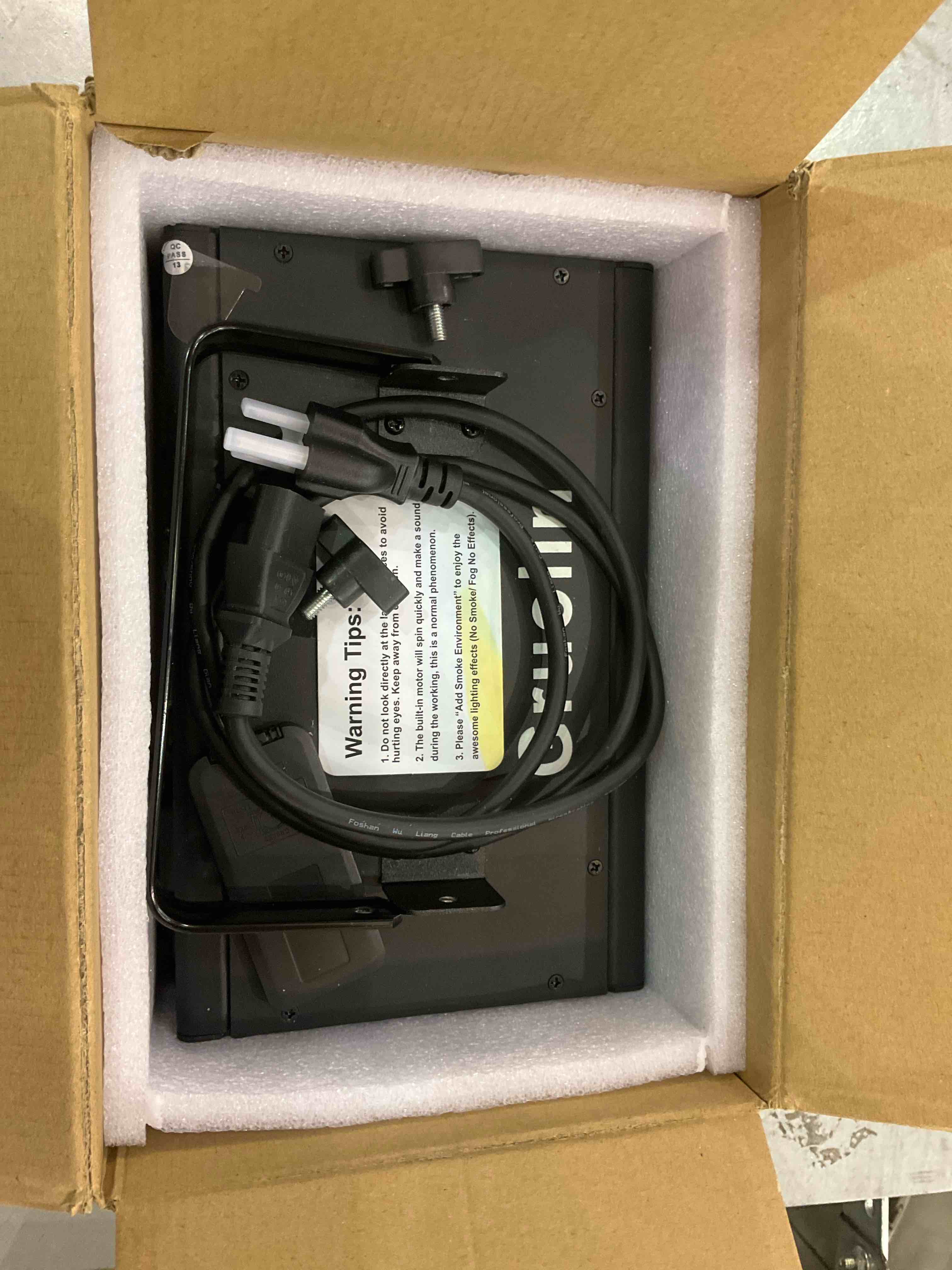 https://s3.amazonaws.com/lotting-images-prod/BargainHunt/EXS01266726_1709656341312.jpeg