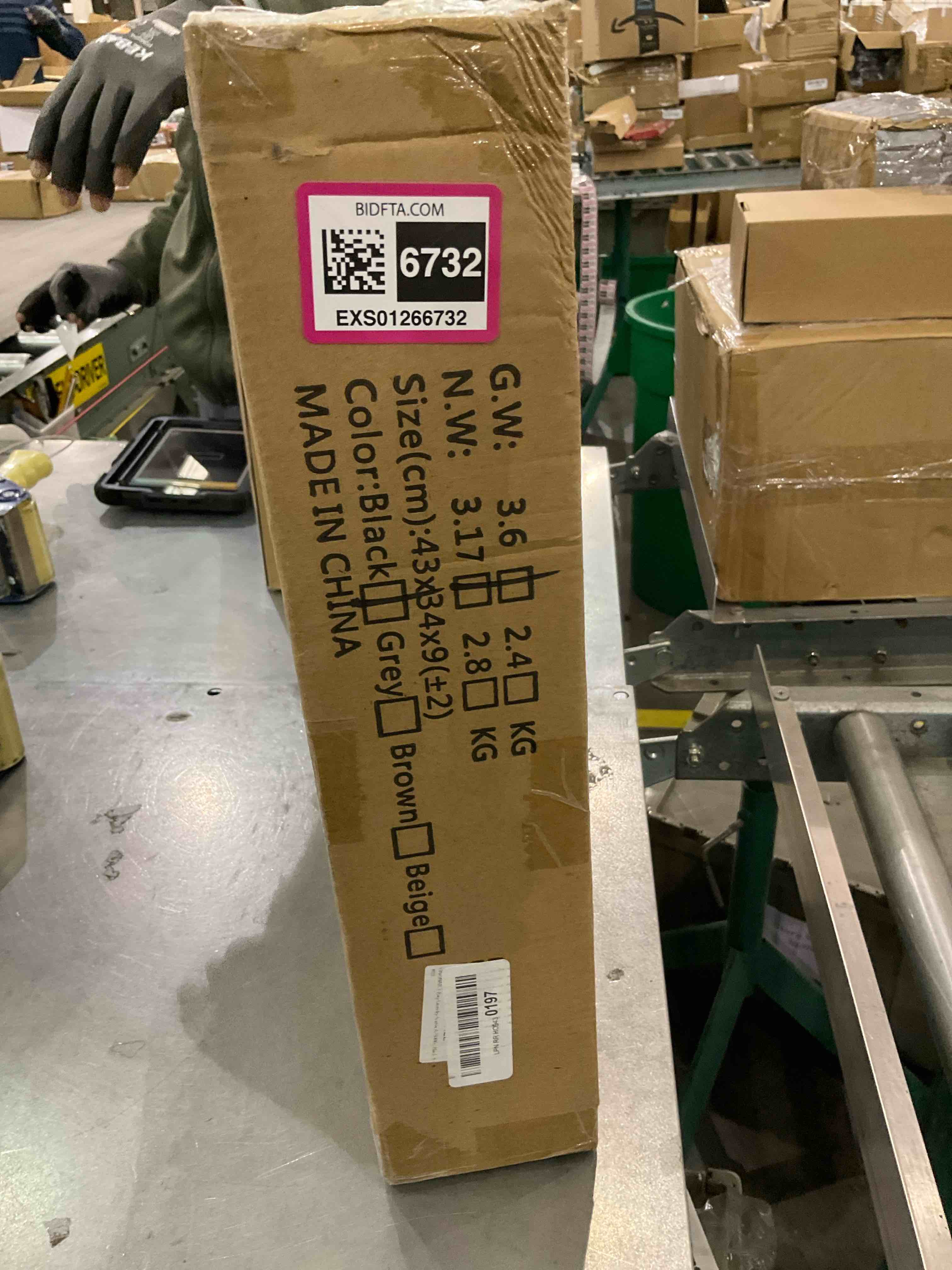 https://s3.amazonaws.com/lotting-images-prod/BargainHunt/EXS01266732_1709656961834.jpeg