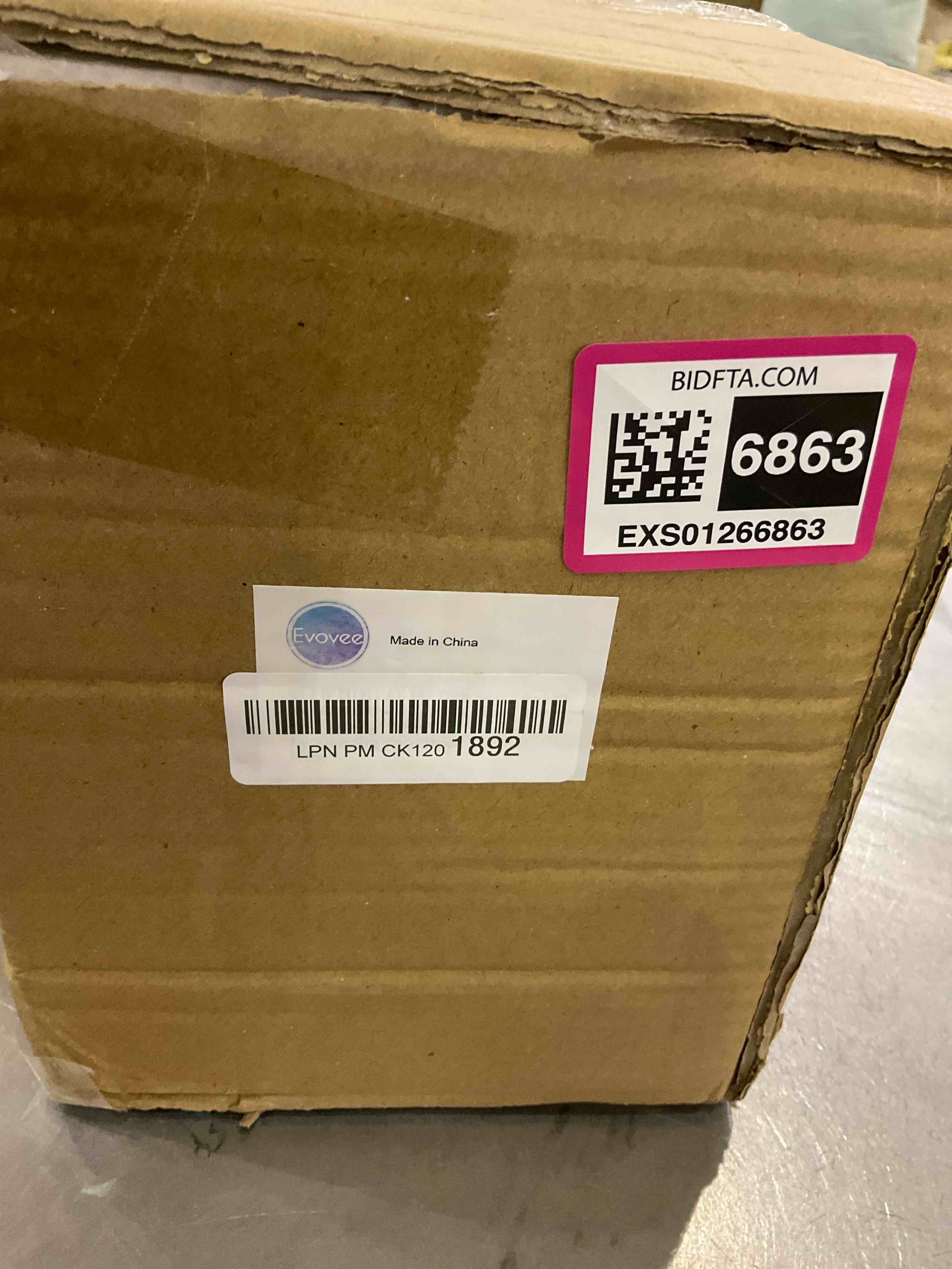 https://s3.amazonaws.com/lotting-images-prod/BargainHunt/EXS01266863_1709755581859.jpeg