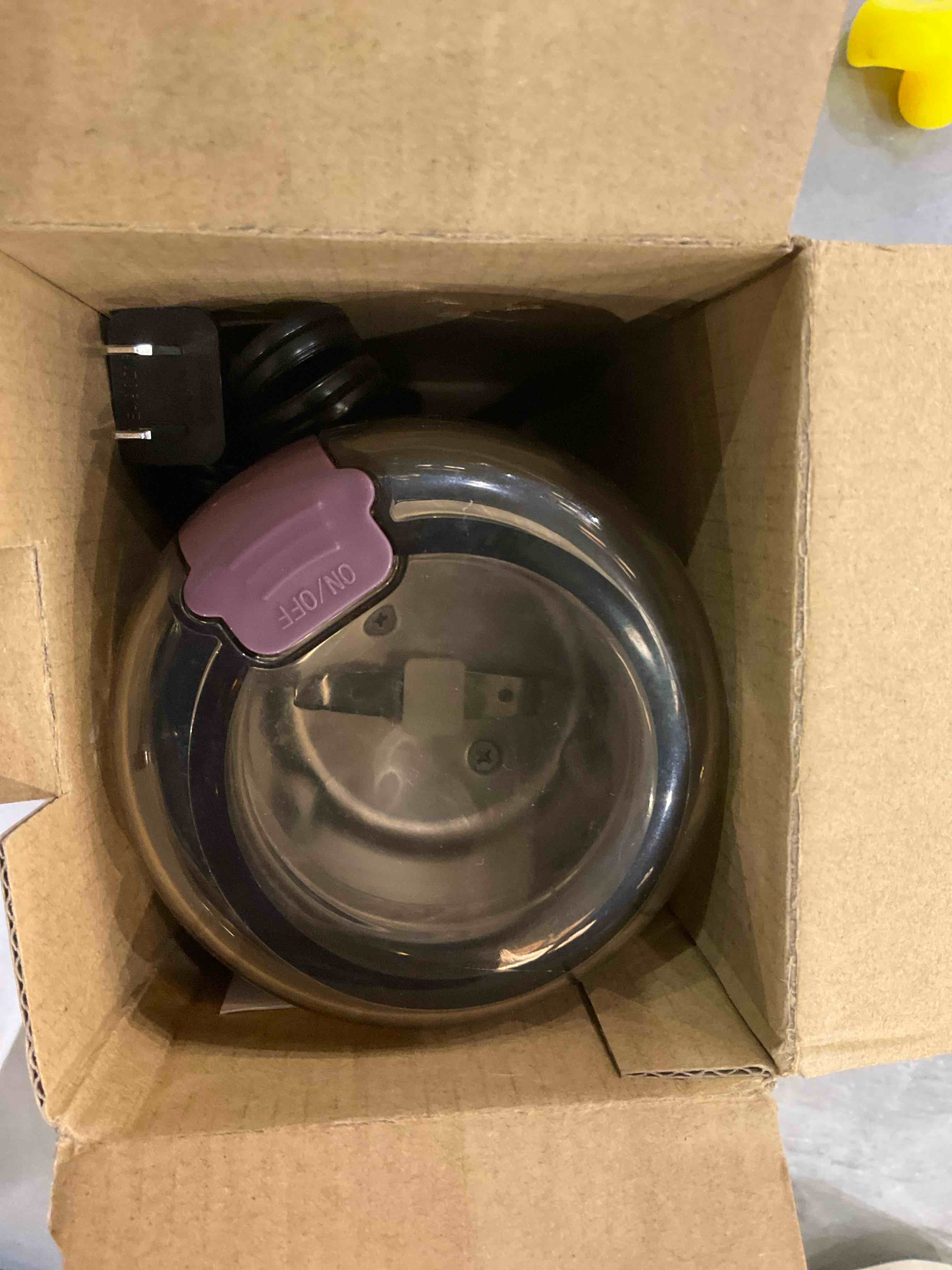 https://s3.amazonaws.com/lotting-images-prod/BargainHunt/EXS01266917_1709819517827.jpeg