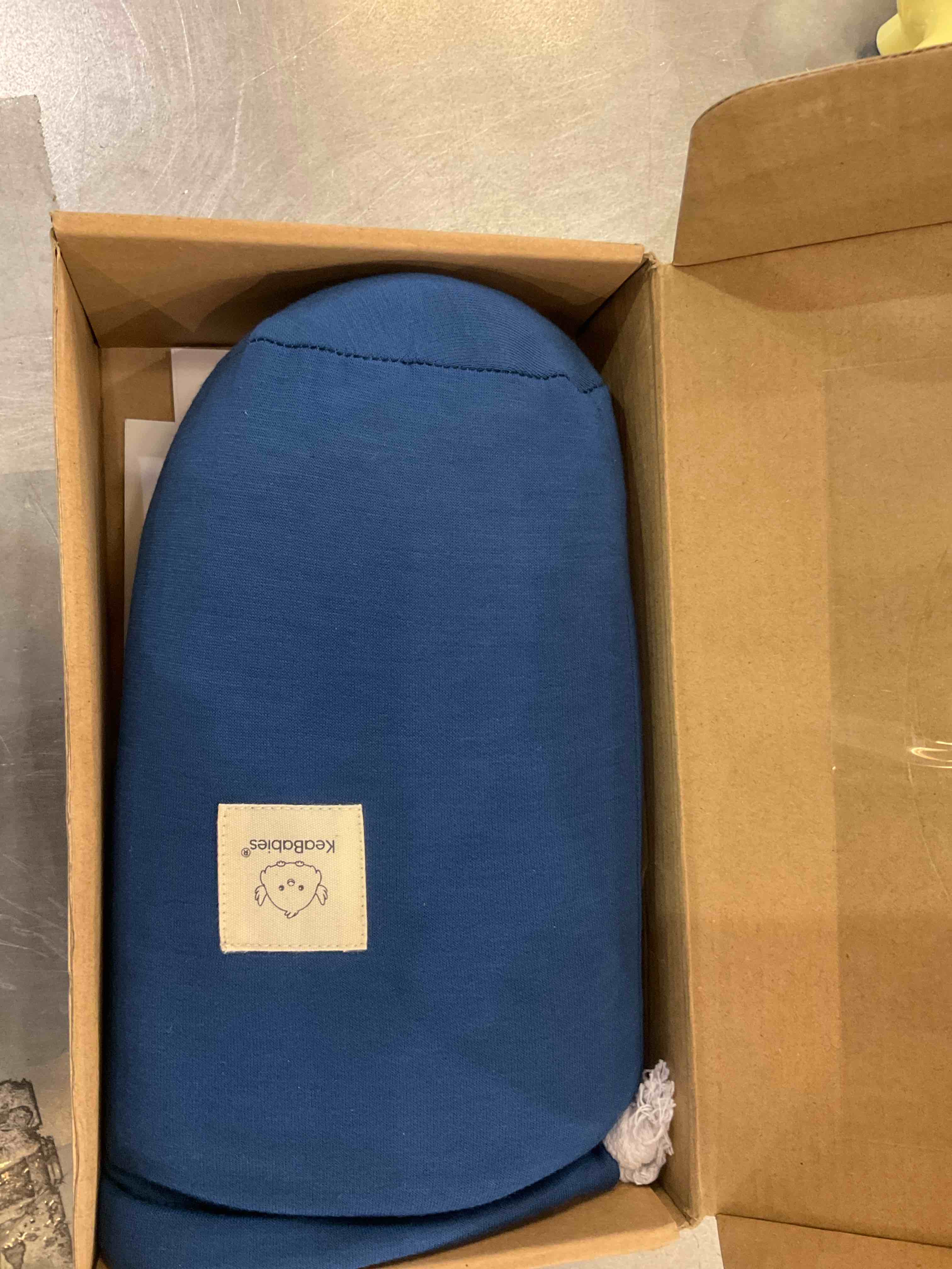 https://s3.amazonaws.com/lotting-images-prod/BargainHunt/EXS01267185_1711386812284.jpeg