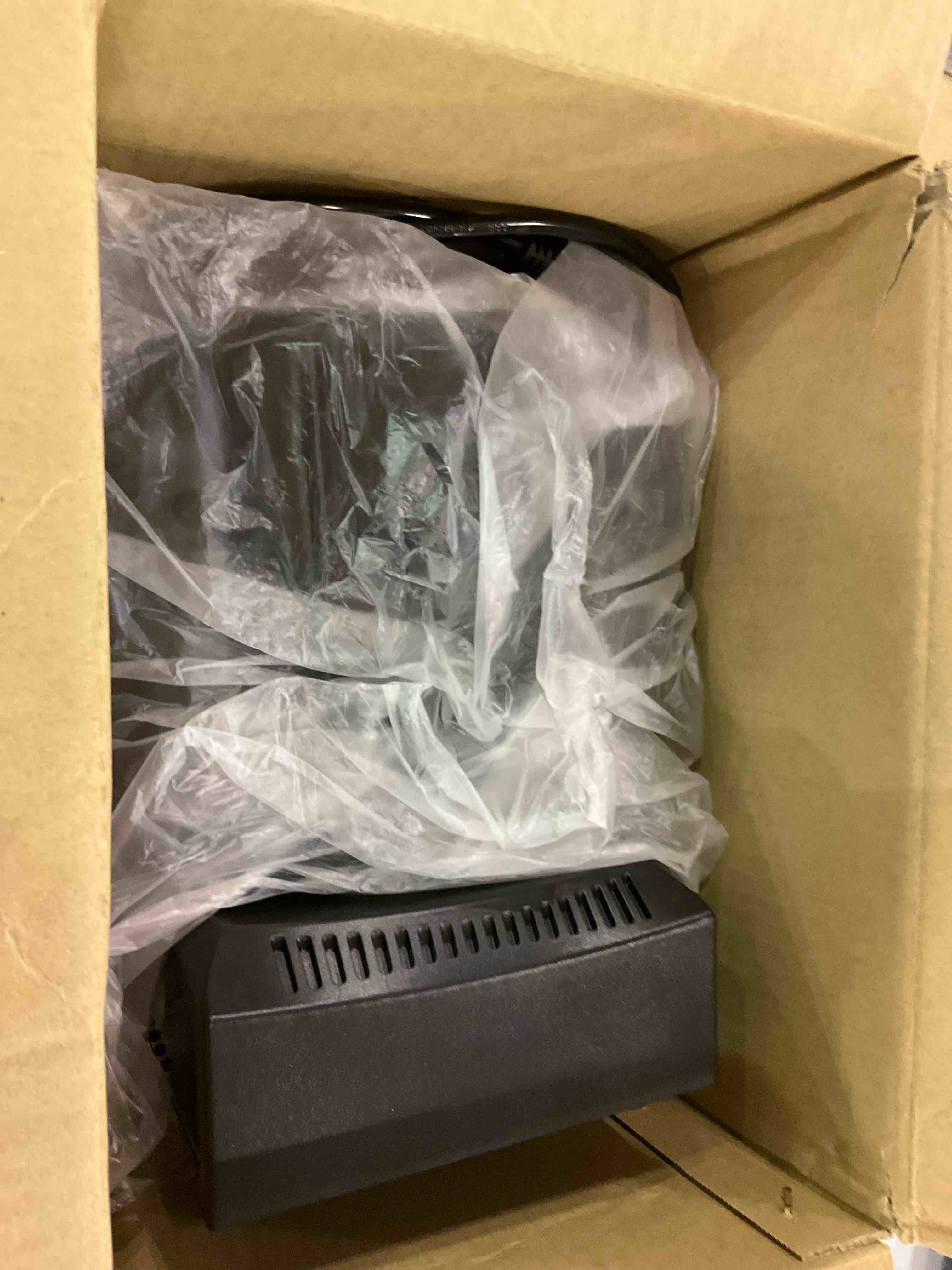 https://s3.amazonaws.com/lotting-images-prod/BargainHunt/EXS01267311_1711461521141.jpeg