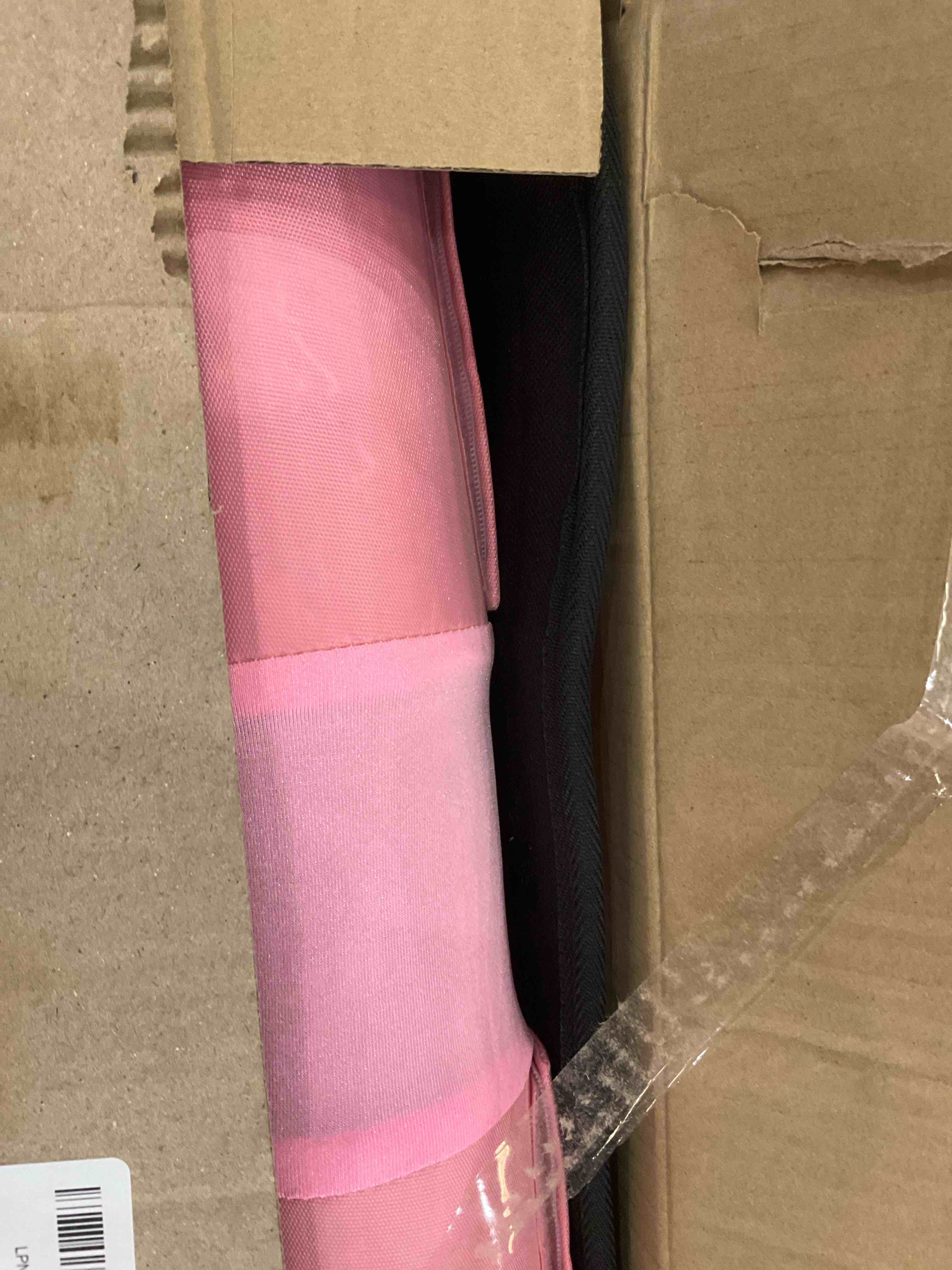 https://s3.amazonaws.com/lotting-images-prod/BargainHunt/EXS01267415_1711477506627.jpeg