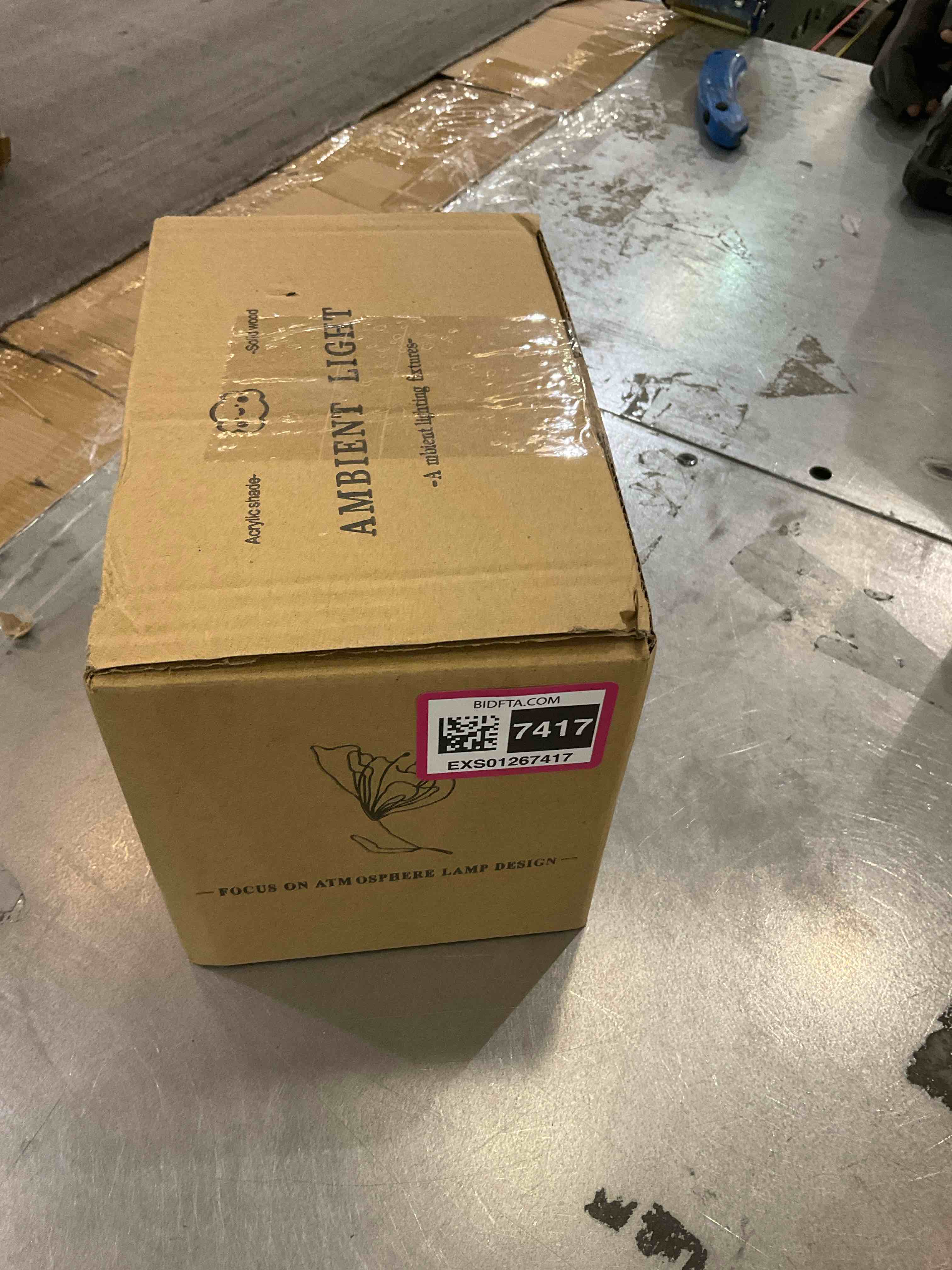 https://s3.amazonaws.com/lotting-images-prod/BargainHunt/EXS01267417_1711477725577.jpeg