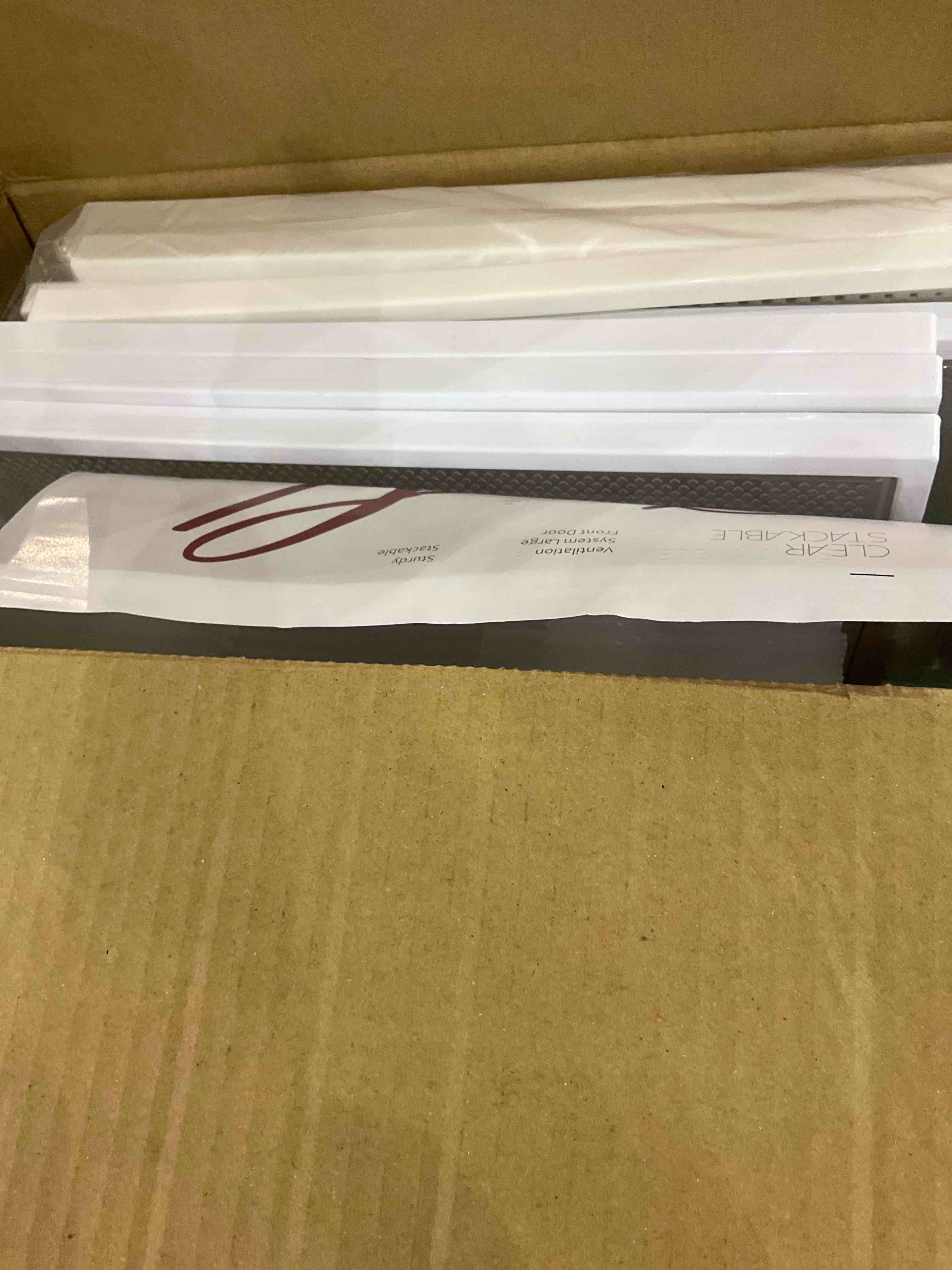 https://s3.amazonaws.com/lotting-images-prod/BargainHunt/EXS01267562_1710419421473.jpeg