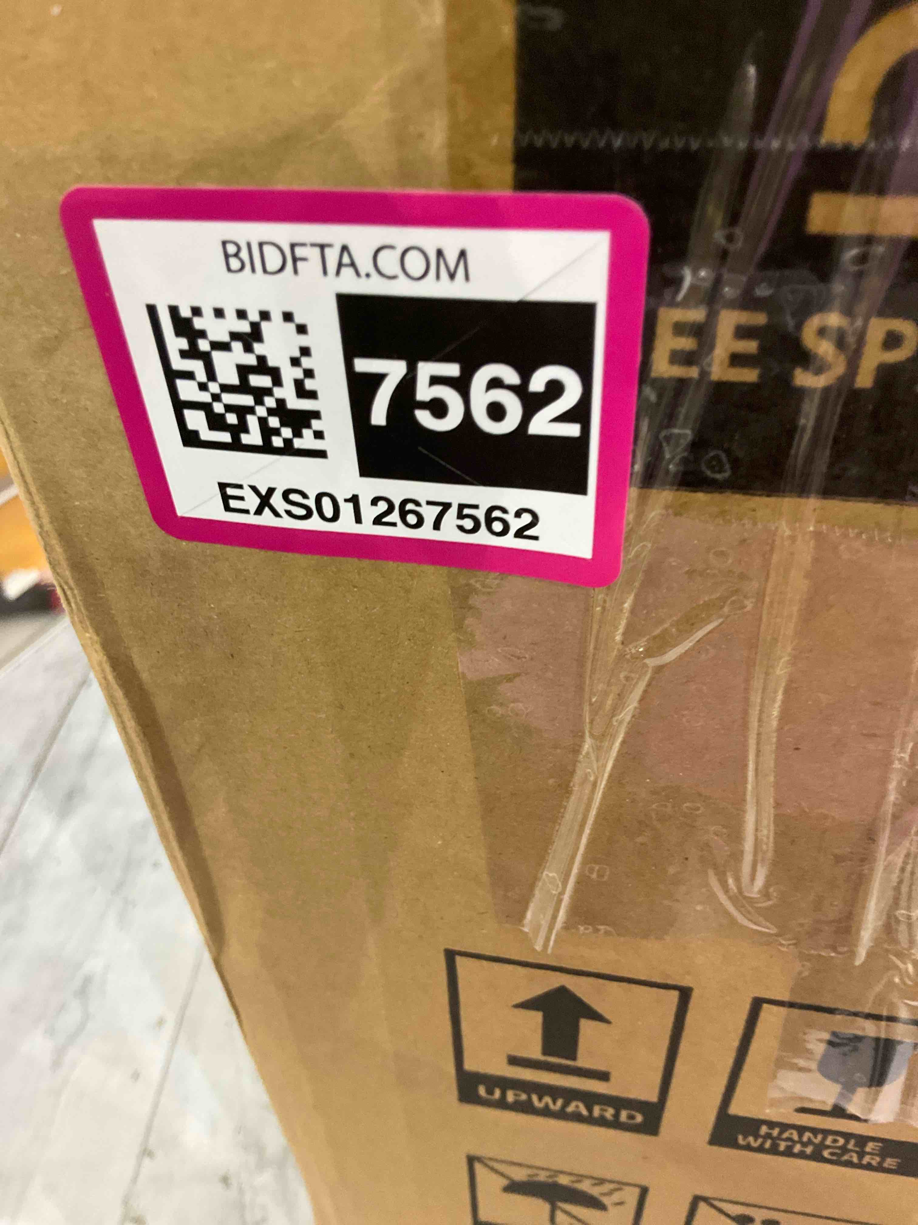https://s3.amazonaws.com/lotting-images-prod/BargainHunt/EXS01267562_1710419481831.jpeg