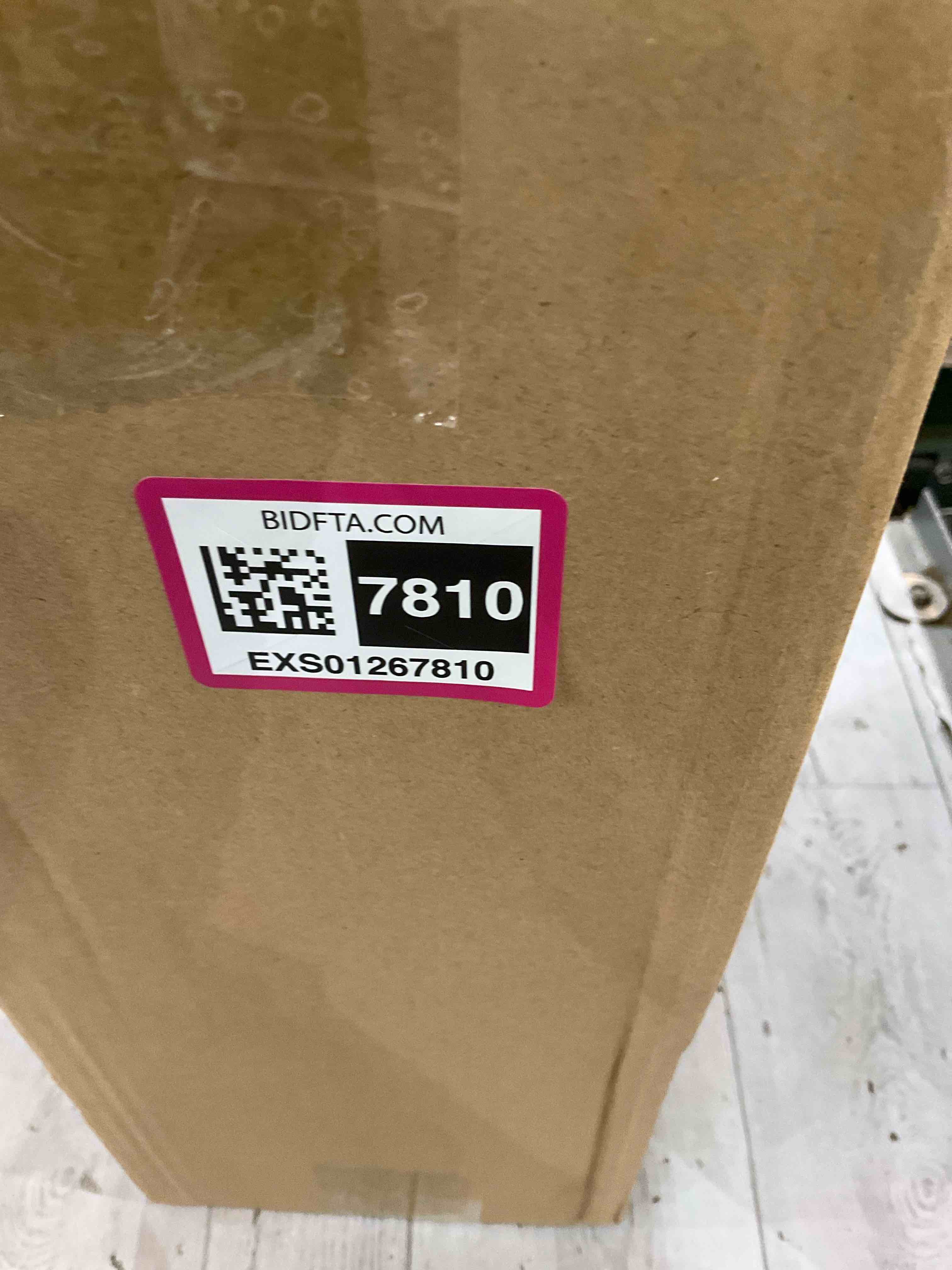 https://s3.amazonaws.com/lotting-images-prod/BargainHunt/EXS01267810_1710521392840.jpeg